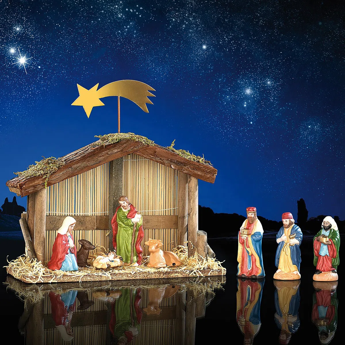 PEARL Weihnachtskrippe: Weihnachts-Krippe (10-teilig) mit handbemalten Porzellan-Figuren (Krippe kaufen Weihnachten, Weihnachtskrippe Porzellanfiguren, Winter)