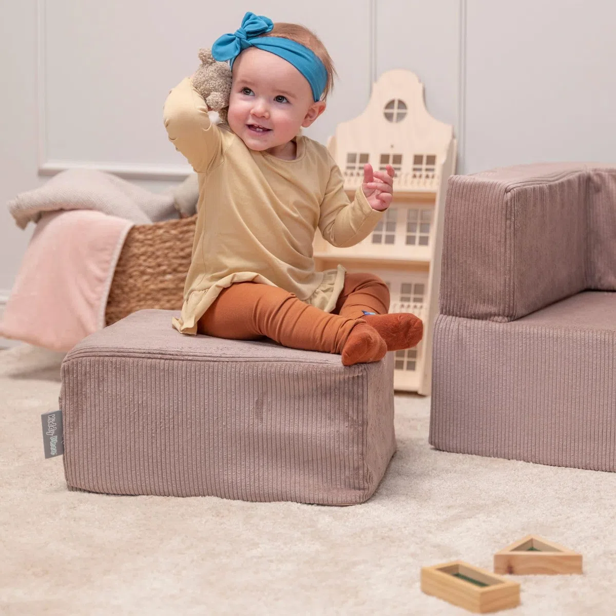 KiddyMoon Set Aus Zwei Weichen Kinderpuffen Für Kinder Leichte Und Vielseitige Sitzkissen Gerippter Stoff Abnehmbarer Bezug Perfekt Für Spielen Und Entspannen, Dunkelbeige