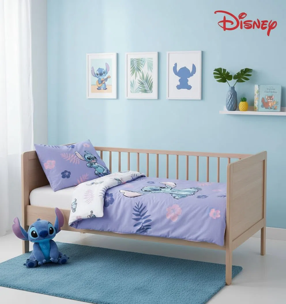 Disney Lilo & Stitch Bettwäsche-Set für Juniorbett | 100x135 cm Bettbezug & 40x60 cm Kissenbezug, 100% Baumwolle | Weiches, atmungsaktives tropisches Hibiskus- & Stitch-Design für Kleinkinder