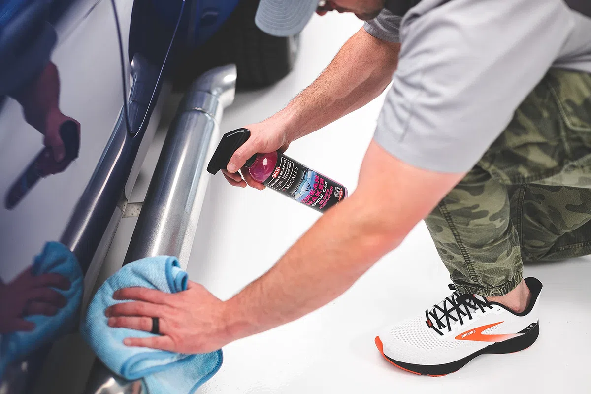 P&S gloss sealer spray sealer Dream Maker 473ml - gives the paint a previously unattainable deep shine. Works on existing waxes, seals, and coatings