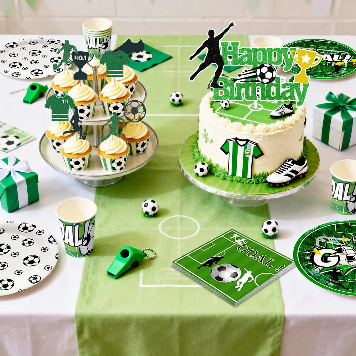 Fussball Deko Geburtstag,137 Stück Fußball Partygeschirr Set Party Pappteller Tasse Tischdecke Luftballon Banner etc Fußball Deko Geburtstag