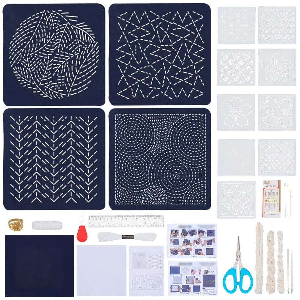 FREEBLOSS 4 Set Sashiko Untersetzer Set Mit 12 PET Schablonen. Vollständiges Stickset Inklusive Faden 16 Nadeln Wasserlöslichen Schablonen Und Stoff. Sashiko Für Erwachsene Mit Anleitung