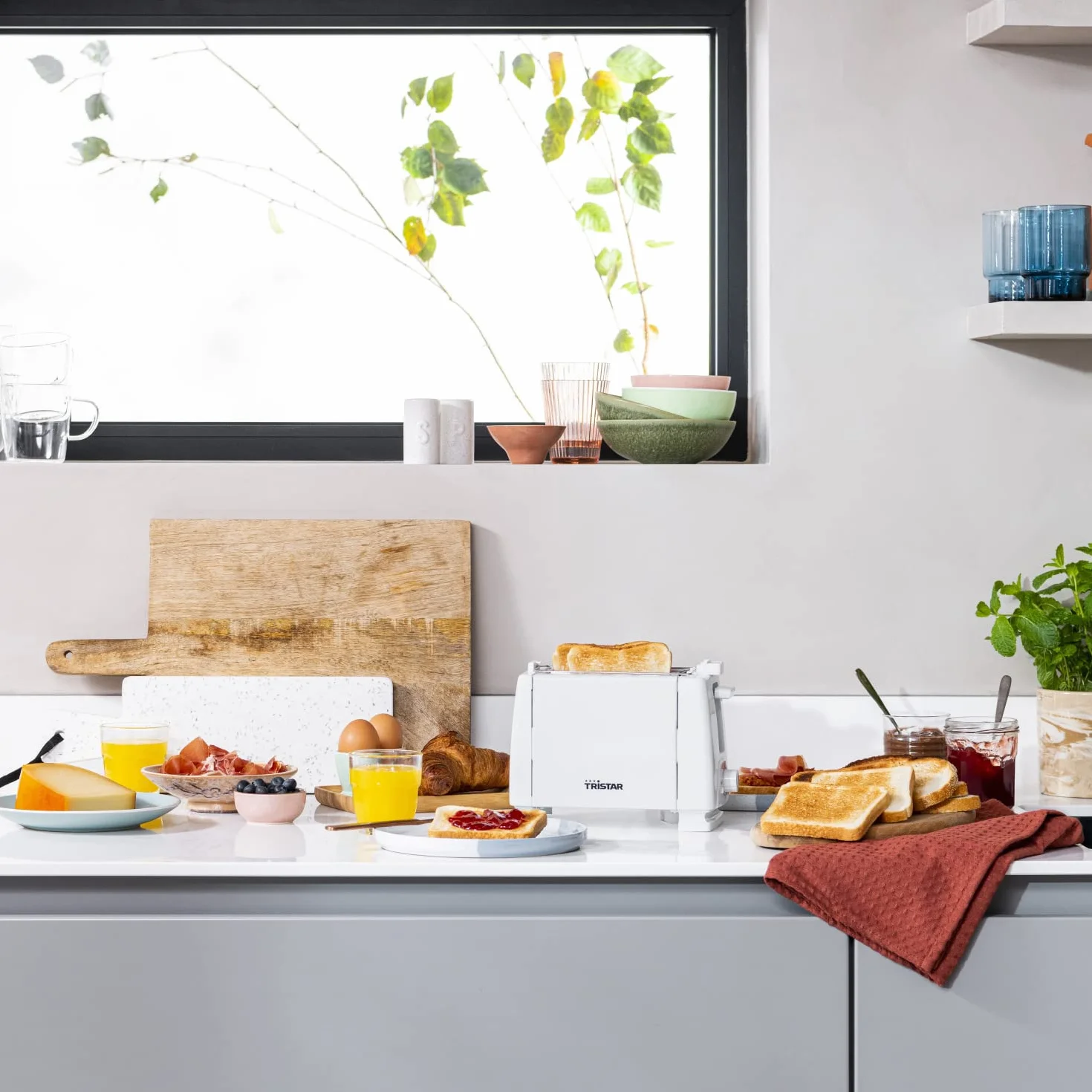 Tristar BR-1009 Toaster, 650 Watt, für 2 Toast-Scheiben 2 Kurze Schlitze, 6 Bräunungsstufen und Aufwärmfunktion für Brötchen – Weiß