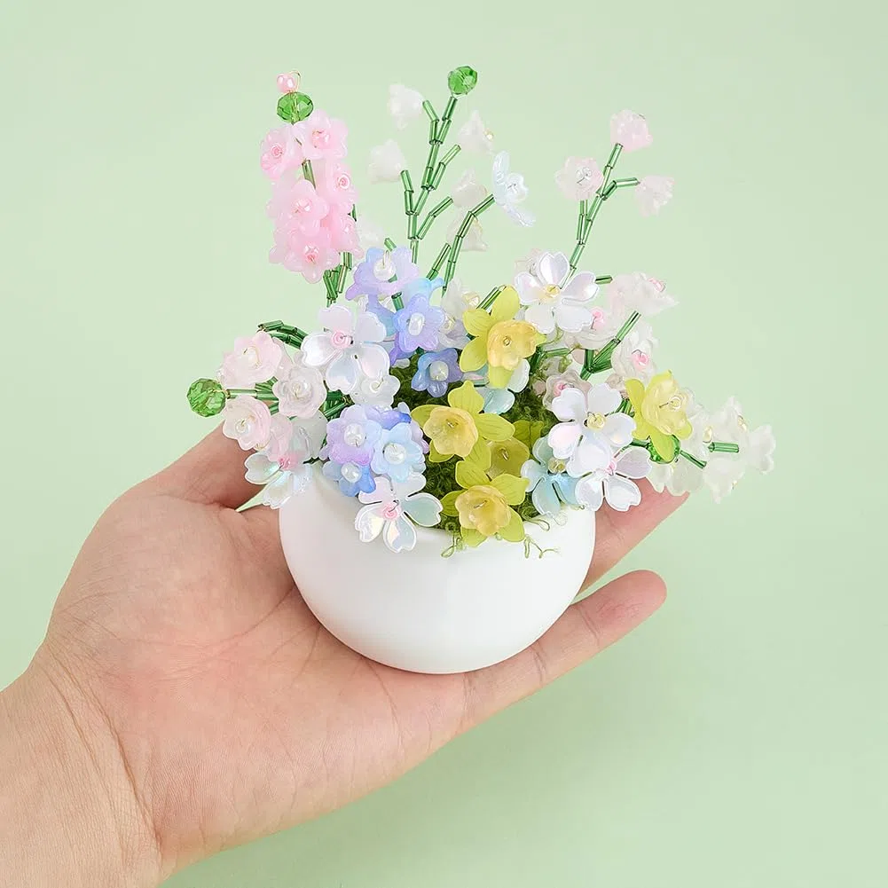 1 Box 653Pcs nperlen-Pflanzensatz Glas für Immer Glasperlen für Pflanzen Naturfarbige Acryl-nperlen-Kappen Anhänger mit künstlichem Moosdraht für Pflanzenherstellung Schmuck DIY-Handwerk