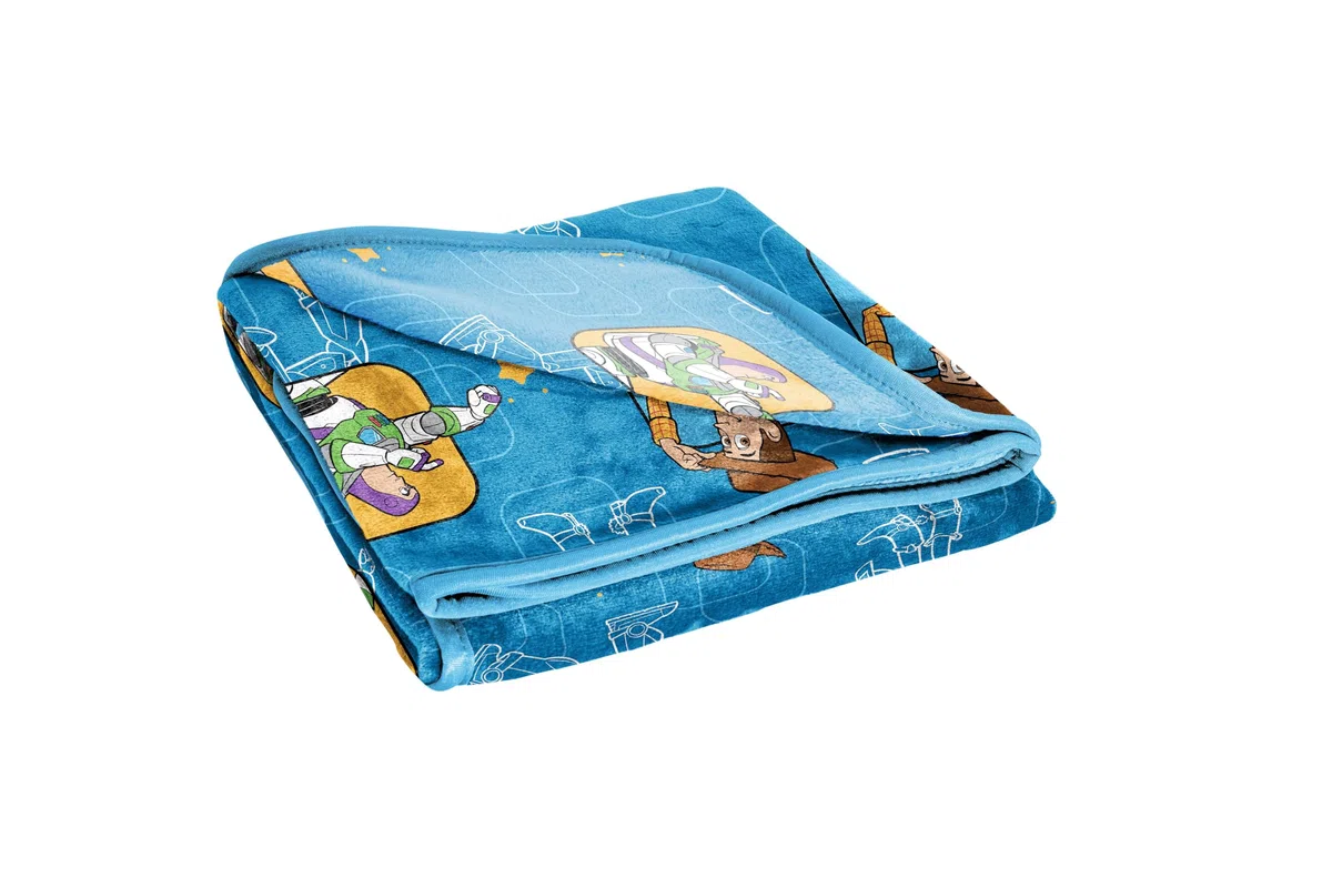 Jay Franco Kids Disney Buzz Lightyear und Woody Plüsch-Decke – 100 x 130 cm weiche & kuschelige Fleece-Decke für Schlafzimmer & Sofa-Dekoration, offiziell Lizenziertes Toy Story-Produkt, Blau