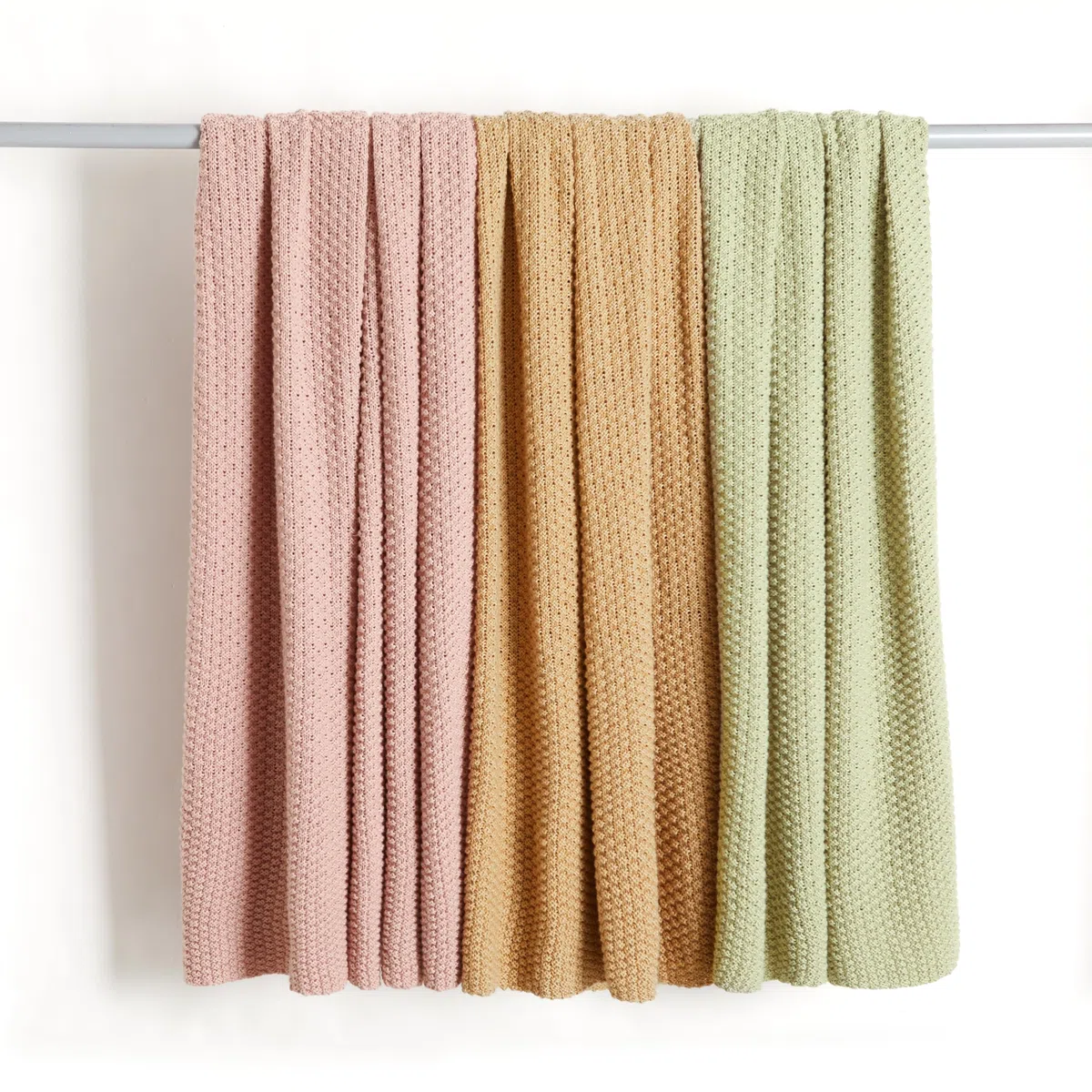 Amazon Basics Raumdekor-Überwurfdecke Kuscheldecke, 127 x 152 cm, Staubrosé