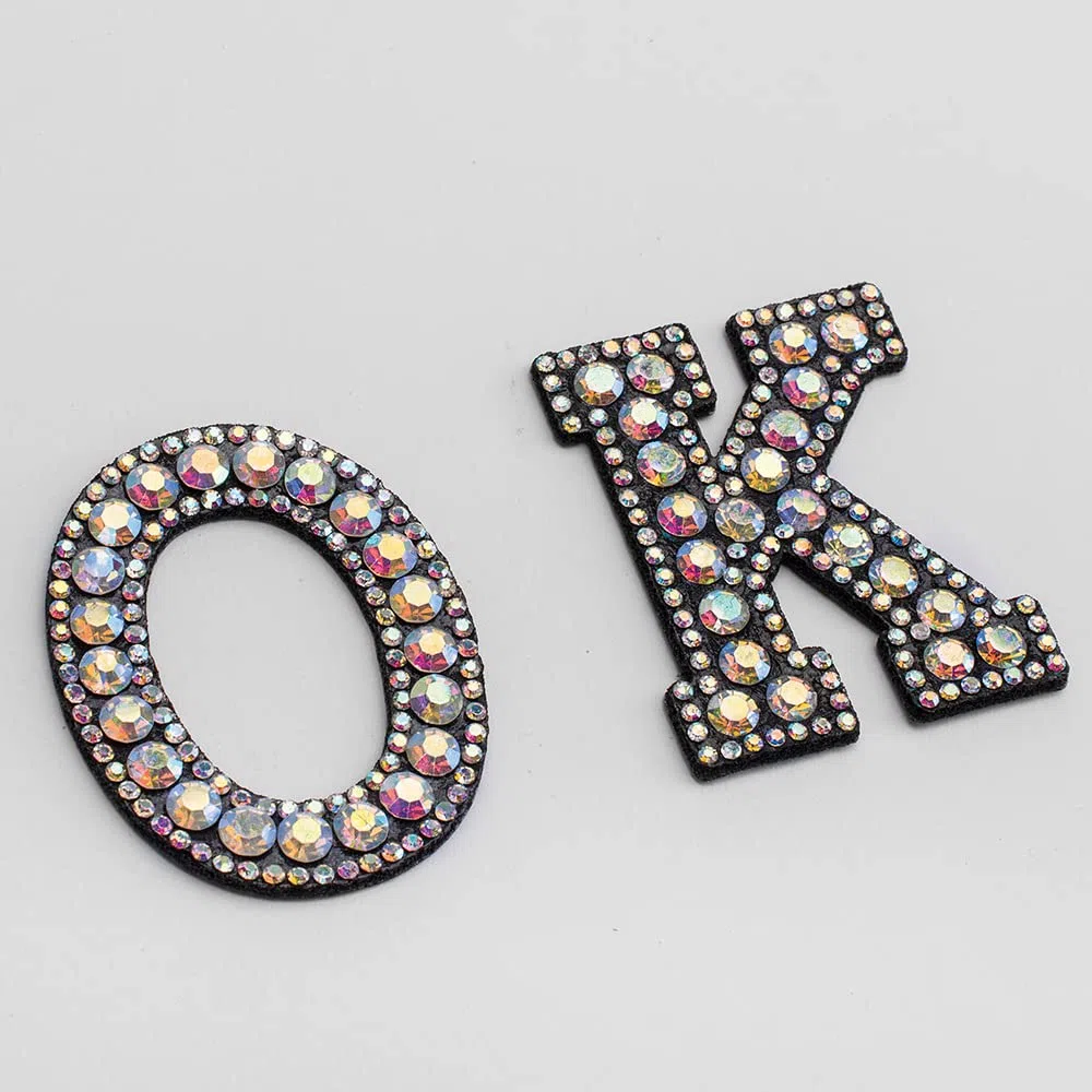 26PCS Pearl Glitzer Strass Alphabet Aufkleber Iron On Patches Applique A-Z Bling Strass Buchstaben Aufnäher Patches Applikation White Pearl Englischer Buchstabe Alphabet Applikation