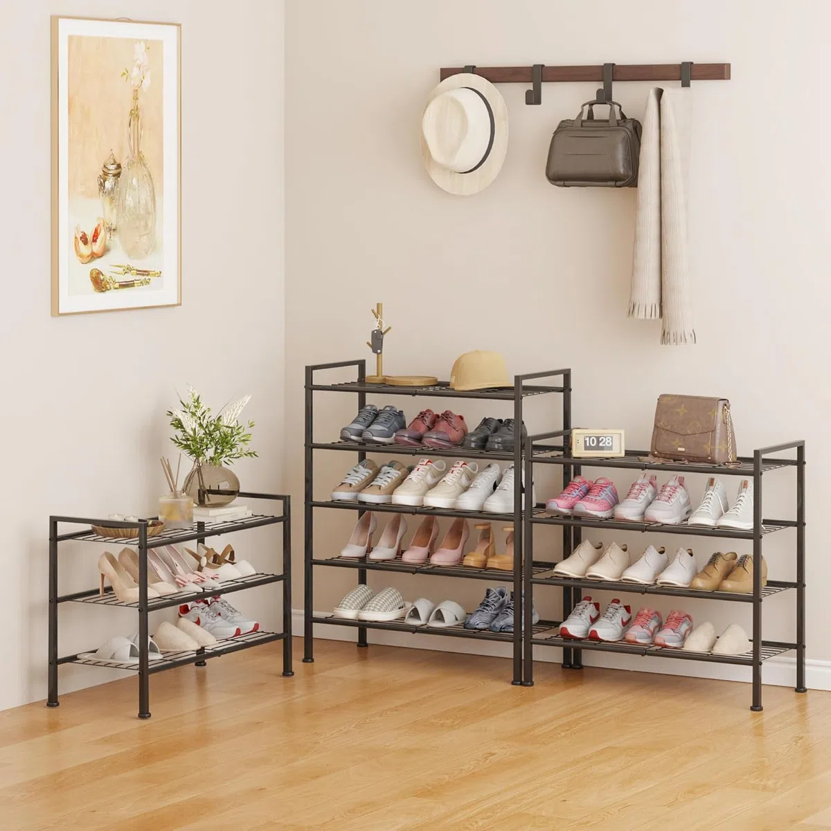 Schuhregal Schwarz Metall, 4 Ebenen platzsparendes Schuhregal, stapelbar & verstellbar, robuster Organizer für Flur, Garderobe & Eingangsbereich