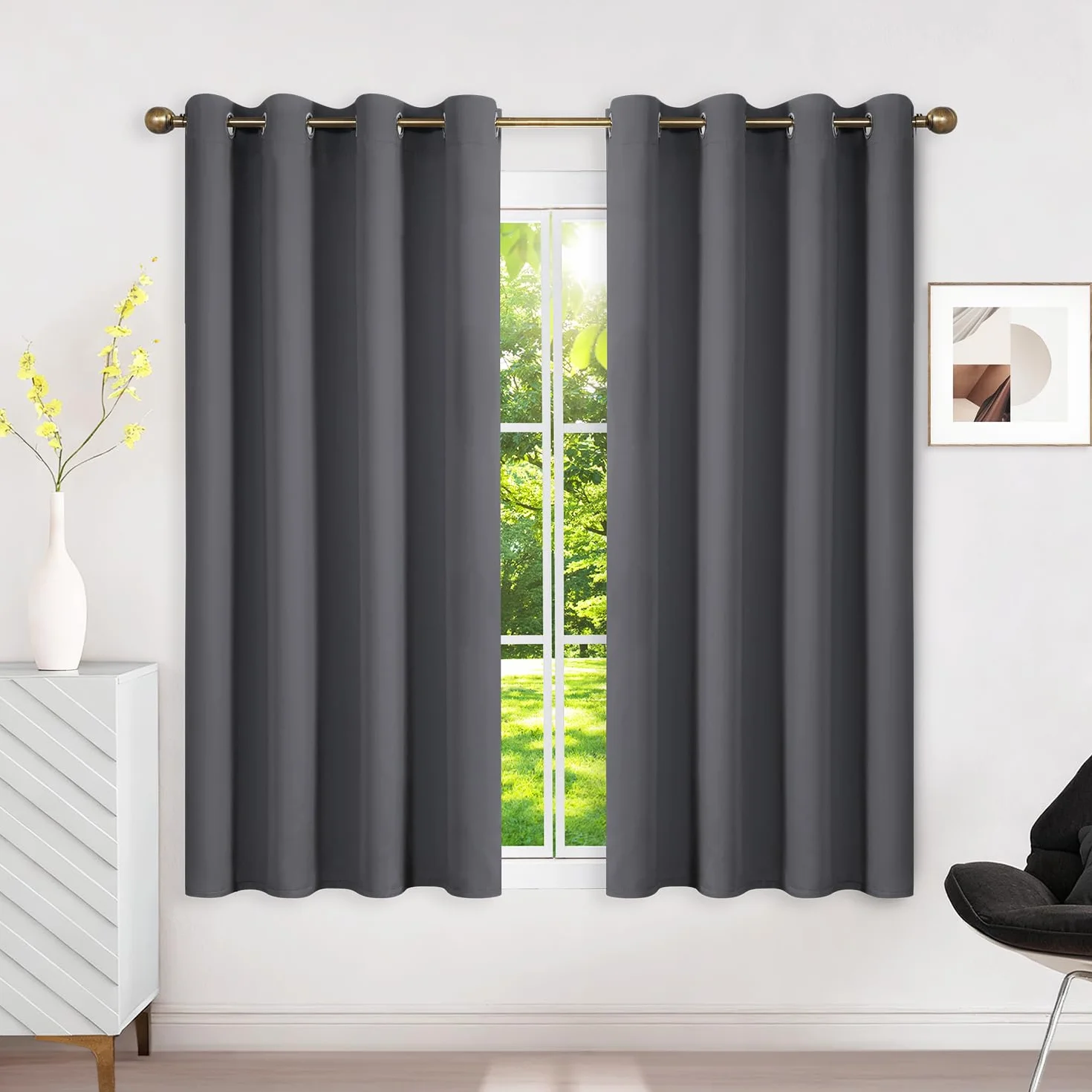 Verdunklungsvorhänge mit Ösen Gardinen 2er Set, Thermovorhang Hitzeschutz Vorhänge Blickdicht Kurz Dunkelgrau, Ösenvorhang für Schlafzimmer Wohnzimmer Blackout Curtain H 140 x B 120