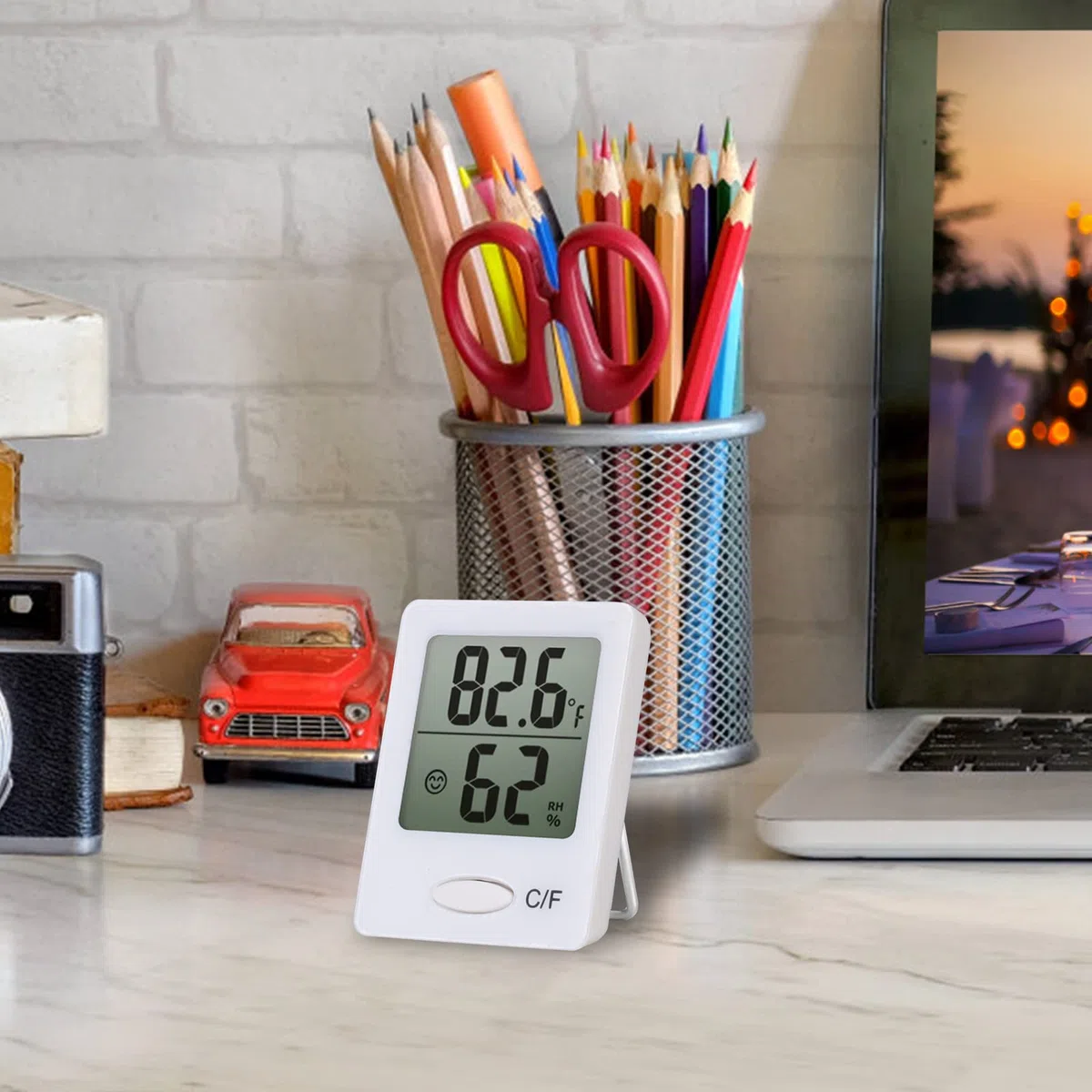 Mini Digital Hygrometer Innen - 4 Stück thermometer innen， Thermometer Hygrometer mit Smiley-Indikator, Raumthermometer, Luftfeuchtigkeitsmesser Innen für Innenraum,Babyraum,Wohnzimmer,Büro,schwarz