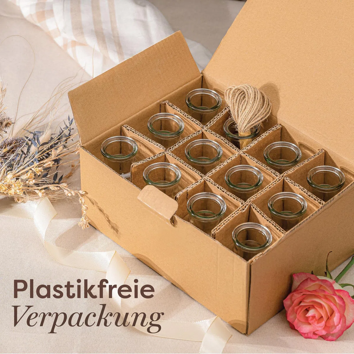 Praknu 12 Kleine Glasvasen - 12,5 cm hoch - Inklusive Juteschnur - Vintage Design - Traumhafte Deko für Hochzeit - Spülmaschinenfest Mini-Vasen für Tischdeko – Kleine Vasen für Tischdekoration