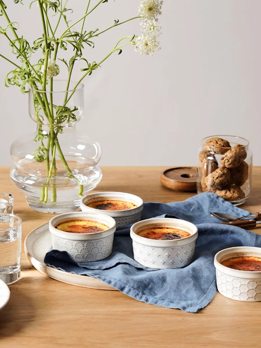 LE TAUCI Creme Brulee Schälchen Set 113 ml x 4, Souffle Förmchen, Ofenfest, Auflaufförmchen für Lavakuchen, Pudding, Topfkuchen - 9,7 cm, Arktisweiß