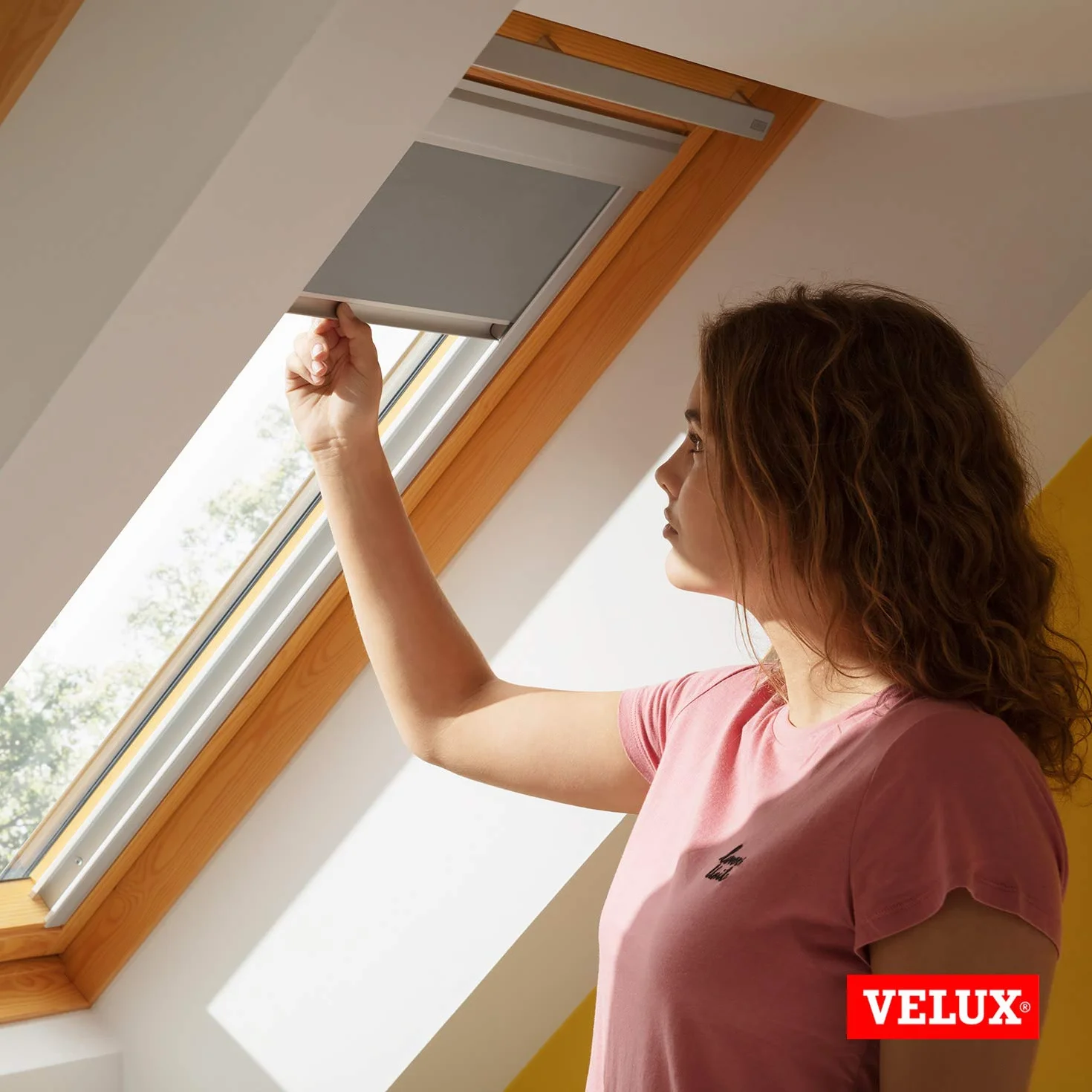 VELUX Original Dachfenster Verdunkelungsrollo Classic, Grau, für M06