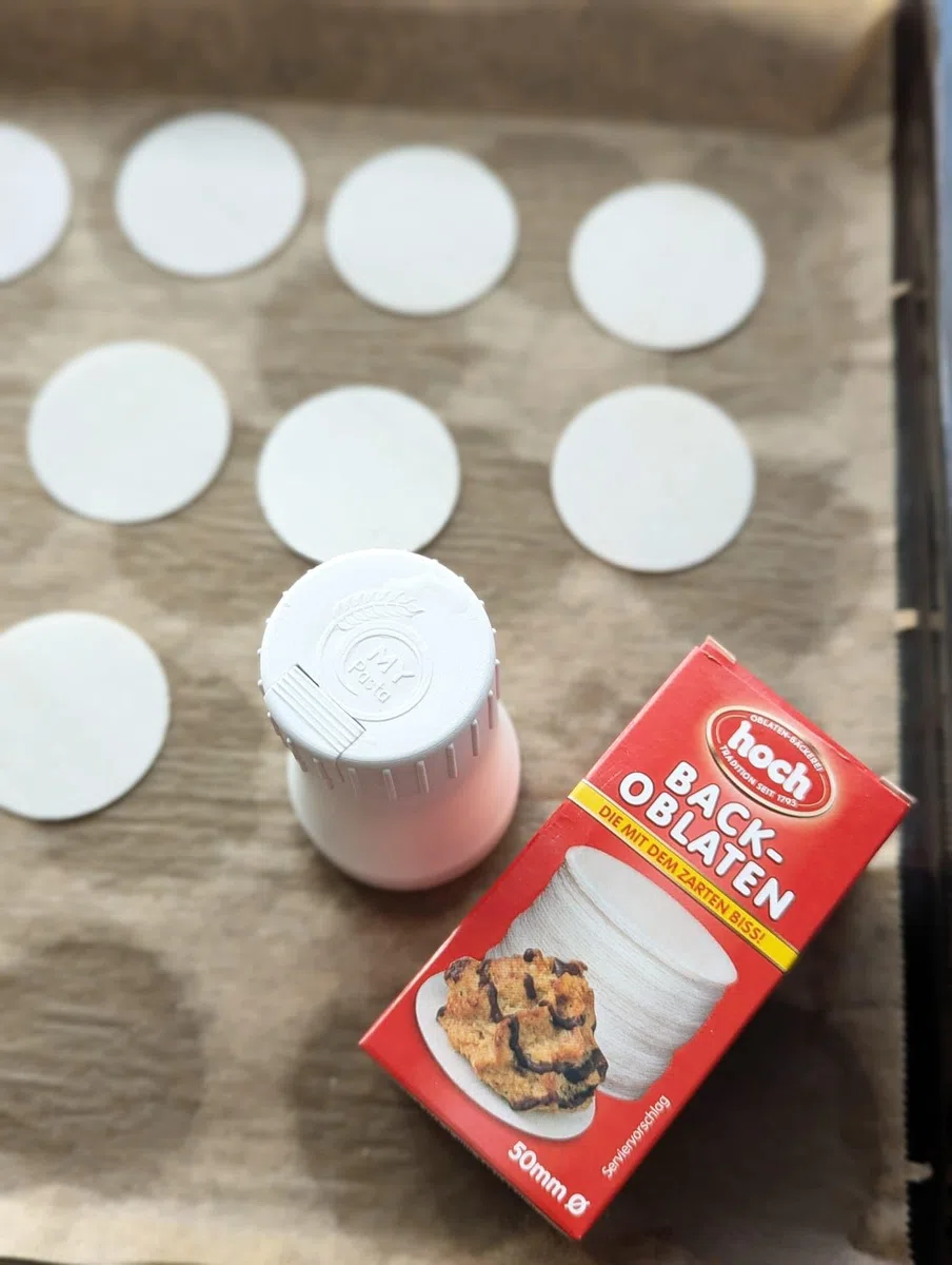 MY Pasta Lebkuchenform Vielseitige Backform für Nürnberger Lebkuchen Cookies Amerikaner Makronen und Köfte perfekt für Hobbybäcker Weihnachten Plätzchen - 5cm 5 cm