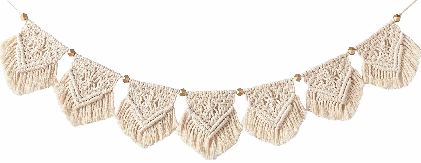 Mkouo Boho Deko Makramee Wandbehang Chic Tapisserie Gewebte Wanddeko Dekoration, 19cm (W) x 100cm (L), Baumwolle und Holz, Dreieckig, Beige