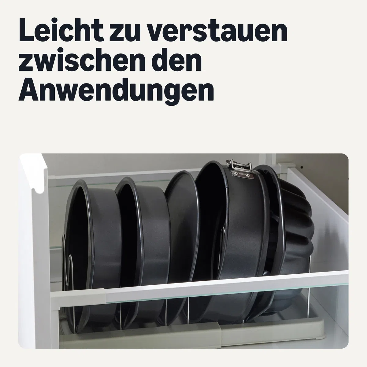 Amazon Basics Antihaft-Kuchenform mit Riffelung, spülmaschinen- und ofenfest, 25,4cm, schwarz
