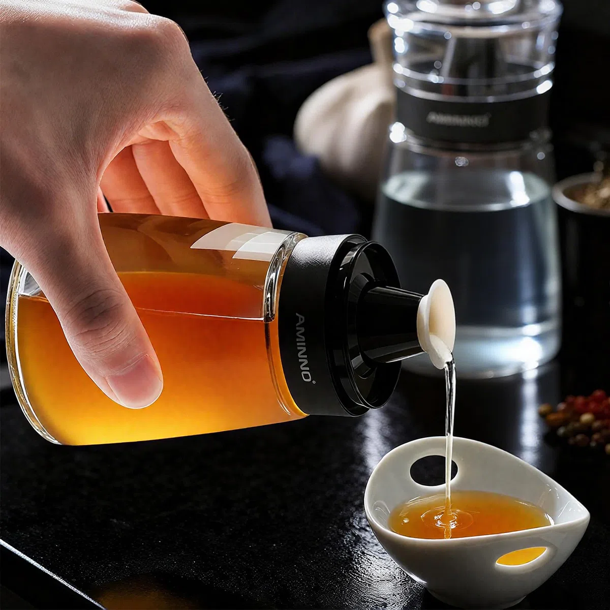 2 Stück Essig und Ölflaschen Set Camping, Auslaufsichere Ölflasche mit Ausgießer, Gut Versiegelt Essig Öl Flaschen für Olivenöl Salatdressing Sirup, Ölspender Glas für Camping