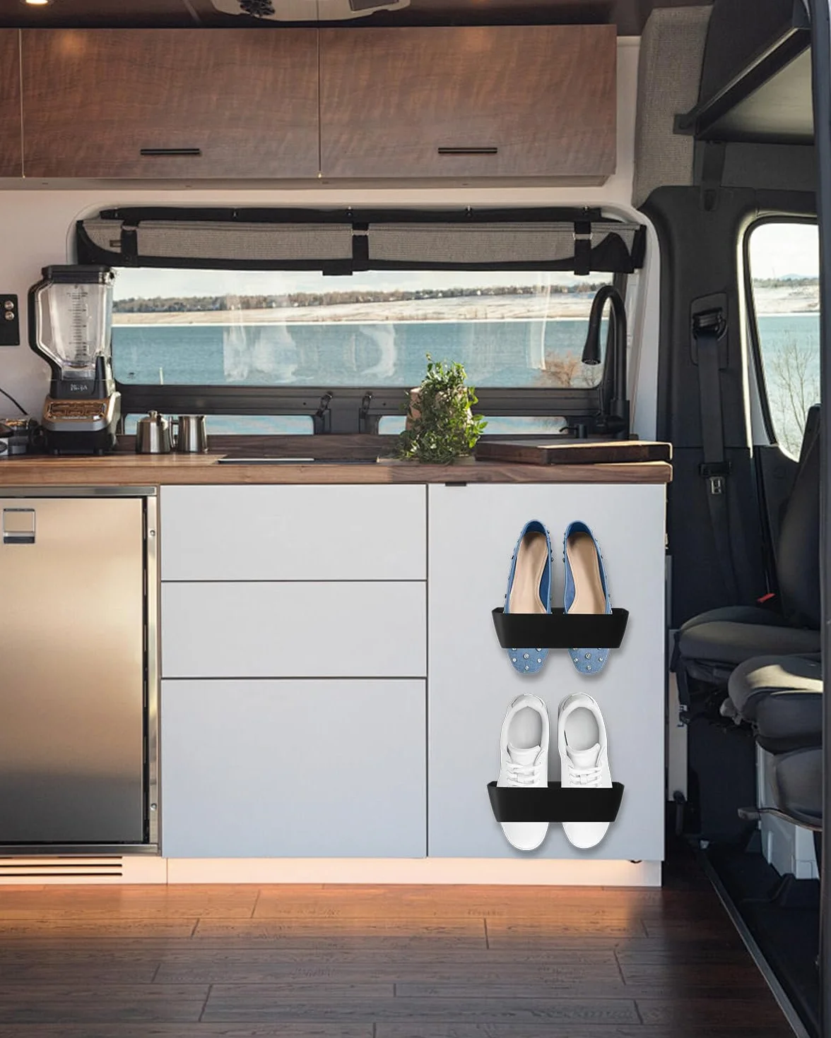 Schuhhalter Wand Wohnmobil, Schuhorganizer Camping mit Ohne Bohren Selbstklebend oder Bohren, Schuhregal zur Wandmontage, Tür Schuhaufhänger - Kunststoff, Schwarz 4 Stück