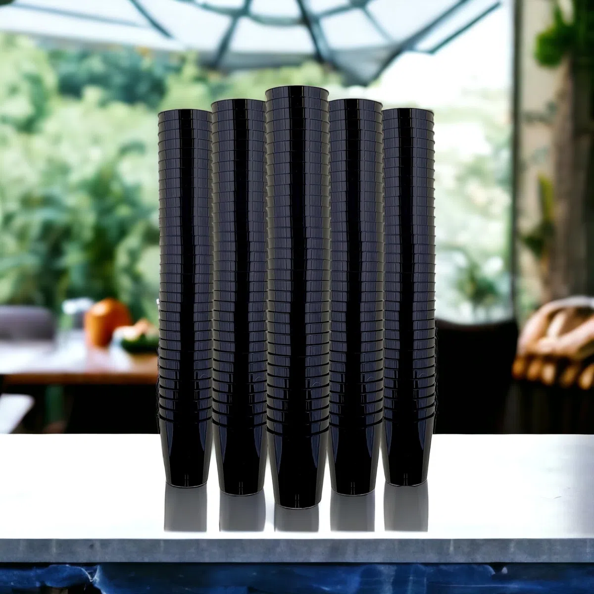 MIJOMA Unzerbrechliche Schnapsgläser aus Kunststoff, Robuste Shotgläser. Jello Shots, Desserts, Party, Hochzeit, Geburtstag. Geschirrspülergeeignet, Wiederverwendbar. 29ml (Schwarz, 160 Stück)