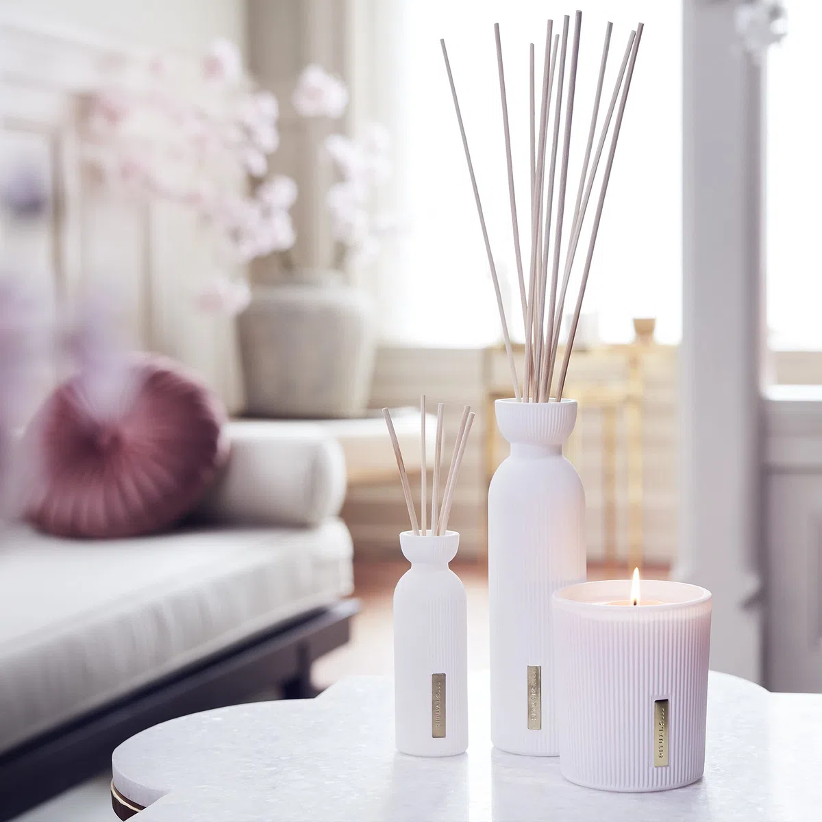 Rituals Reed Diffuser Sticks von The Ritual of Sakura 70ml - Mit Reismilch & Kirschblüte - Erneuernde Eigenschaften