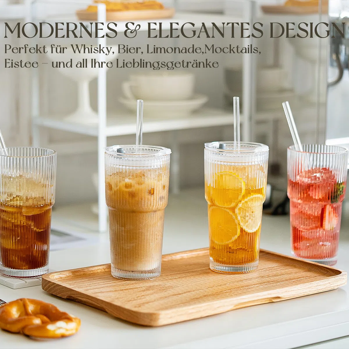 KEMORELA 2 Stück Trinkbecher mit Deckel und Strohhalm aus Glas, 600ml Gerippte Glasbecher für Eiskaffee, Latte Macchiato und Smoothies, Kaffeegläser und Teegläser Set