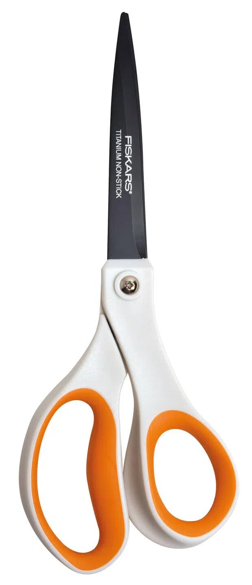 Fiskars Antihaft-Universalschere, Länge: 21 cm, Titan-Beschichtung/Rostfreie Stahl-Klinge/Kunststoff-Griffe, Weiß/Orange, 1004721