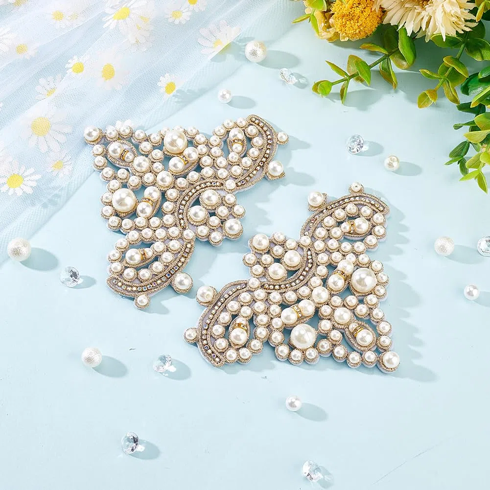 FINGERINSPIRE 2 Stück Perlen Schuhaufnäher Goldfarben Zum Aufnähen von Strass Imitationsperlen Perlenapplikationen DIY Applikationsaufnäher Glitzernde Perlen Blumenmuster Aufnäher Applikationen