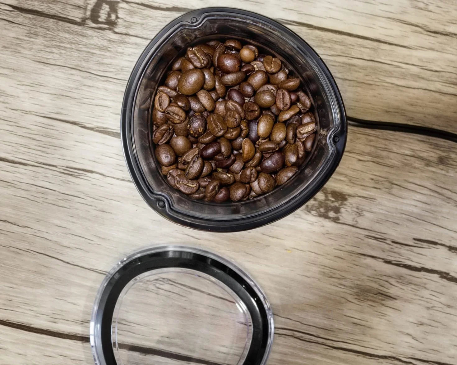 ROMMELSBACHER Kaffeemühle EKM 100 - Schlagmesser,Bohnenbehälter, Füllmenge 70 g, Mahlgrad über Mahldauer wählbar, auch für Gewürze, Zucker, Nüsse, 200 Watt