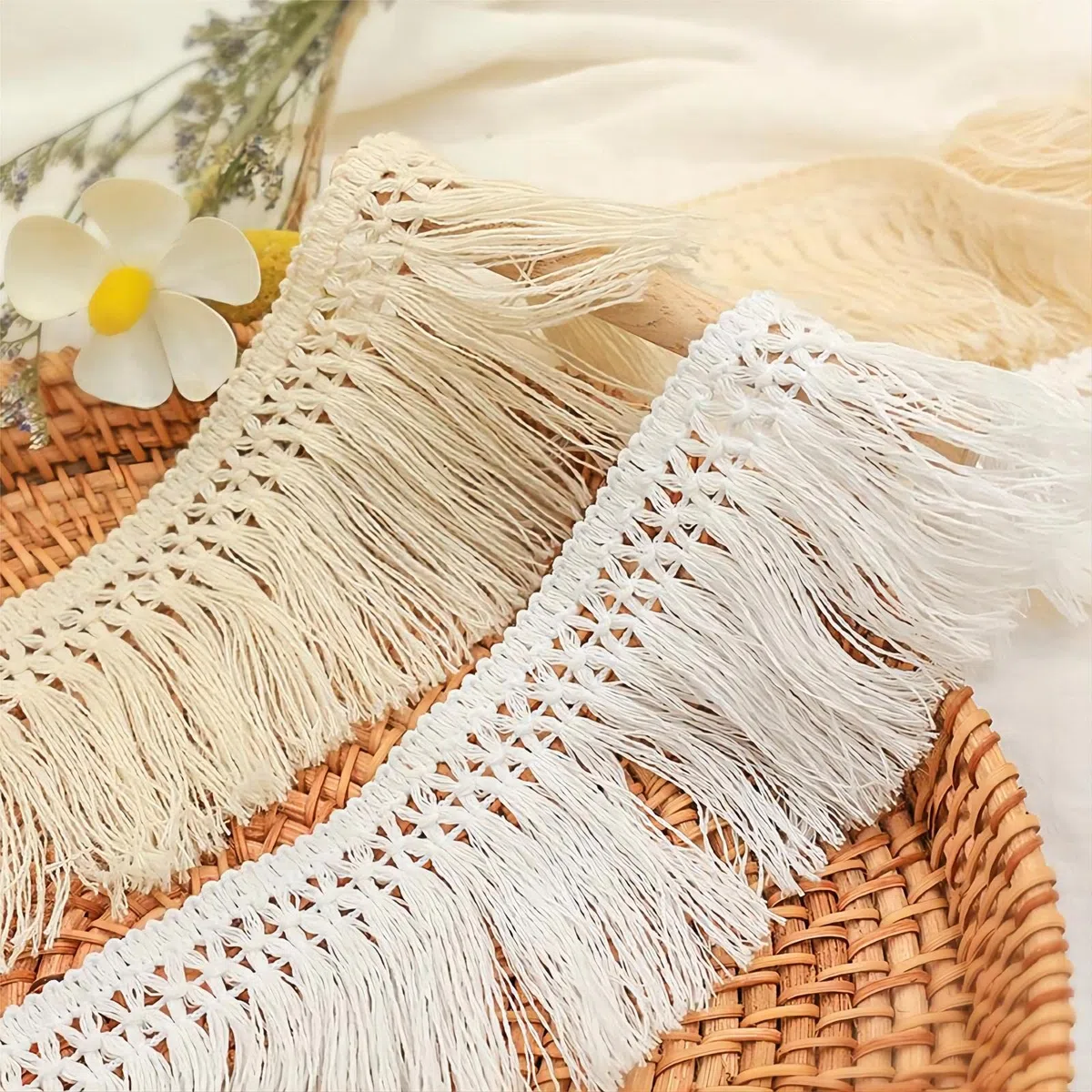 6 Meters 6cm Baumwolle Fransenborte Quasten Trim Spitzenband Spitzenborte Fransenbesatz Fransenband HäKelspitze FransenbordüRe Kissendeko Quastenbesatz Vorhangborte für Kleidung,DIY Nähen,Creme
