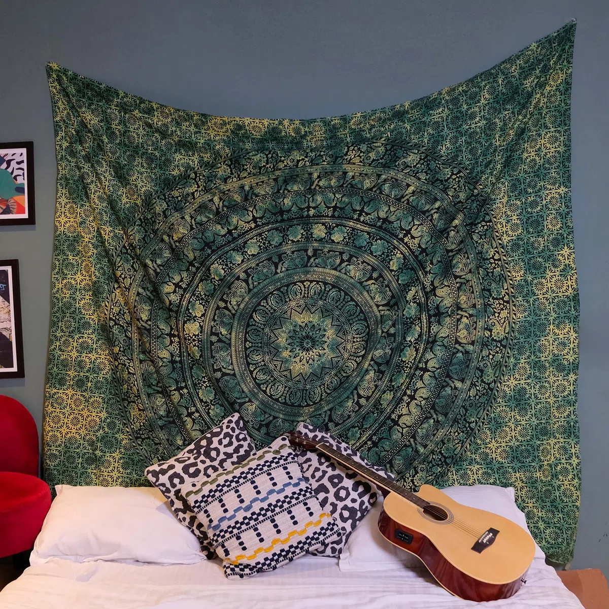 Craft Trade Mandala Grün Wandteppich Indische Wandtuch Tapestry Wandbehang Boho Wandteppiche für Heimdeko Wohnzimmer und Schlafzimmer - 137 x 213 cm