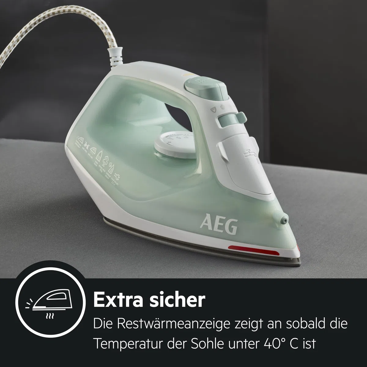 AEG Dampfbügeleisen, 2400 W, 110g Dampfstoß, 0-30g Dampf/Min., Restwärmeanzeige, Keramik Bügelsohle, Gleitfähigkeit, 250 ml Wassertank, 2 m Kabel, Anti-Kalk System, Hellgrün, weiß, DB 1740LG