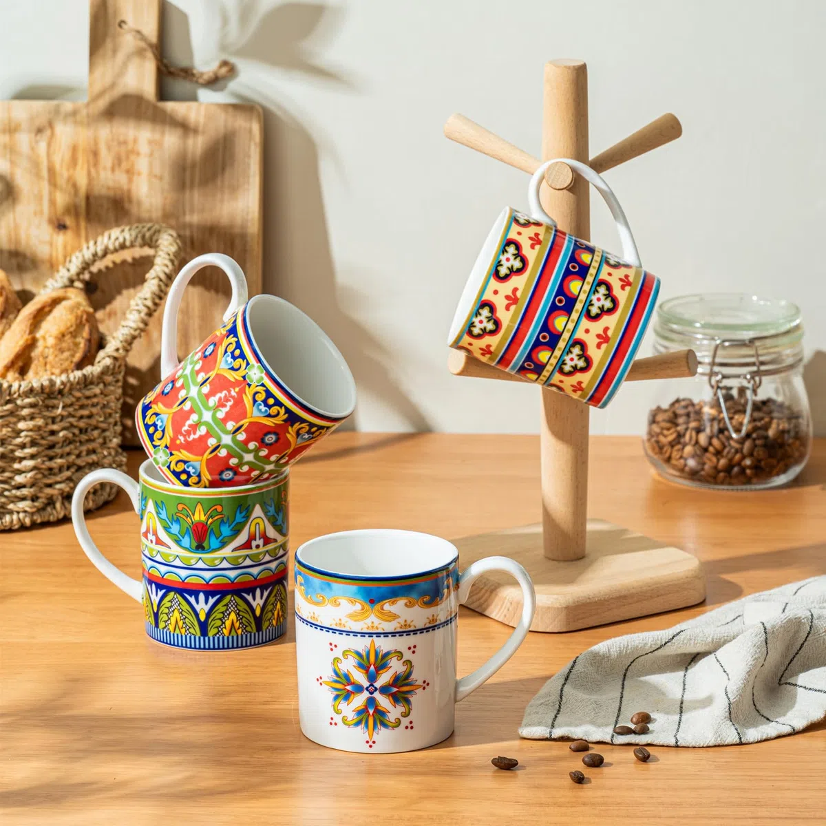 UNICASA Kaffeetasse Set, 4er Set Kaffeebecher aus Porzellan für Kaffee - 360ml, Cappuccino und Latte Macchiato, Geschirrservice 4 Farbe