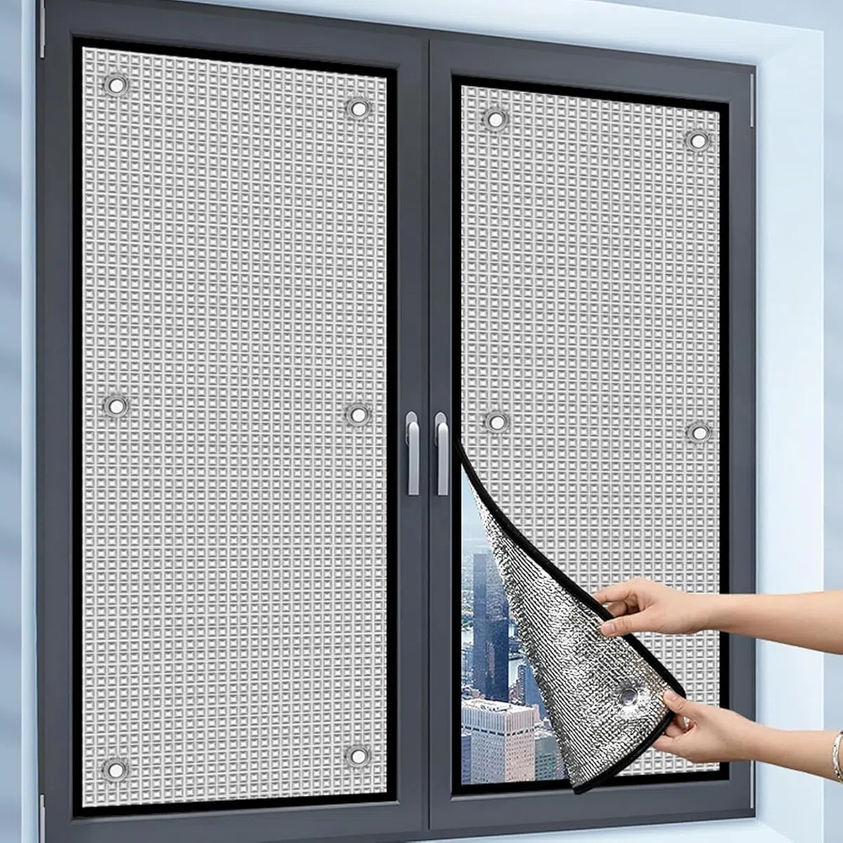 Aluminisierte Wärmeisolierung Isolierfolie für Fenster, 99% Sonnenschutzfolie Rückstandslose Doppelte Verdunkelungs Fenster Folie mit Saugnapf für Dachfenster Mieter Altbau(Silvery 95x110cm)