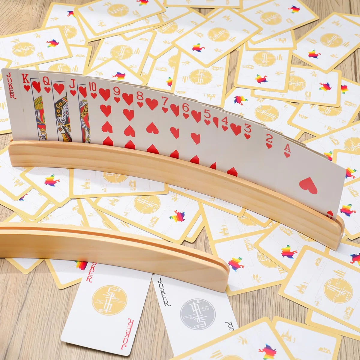 4 Stück Kartenhalter Kinder Holz,Multifunktional Kartenhalter Spielkarten Freisprech Spielkartenhalter aus Holz für Kinder Senioren Erwachsen