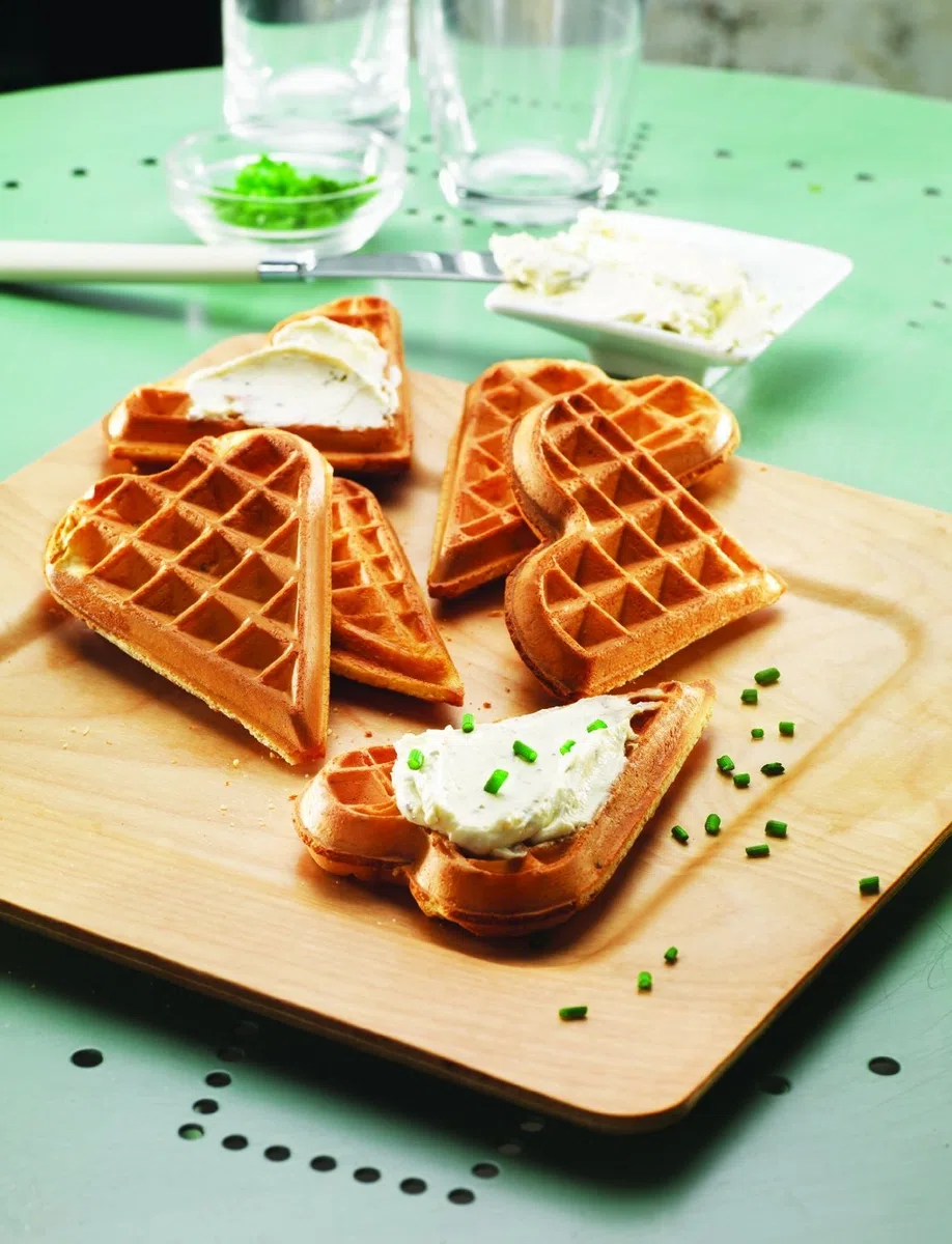 Tefal Platte Herzwaffeln Backform Nummer 6, passend für Tefal Snack Collection SW85XX, inklusive Rezeptbuch, praktische Aufbewahrungs-Box, spülmaschinengeeignet, schwarz, XA8006