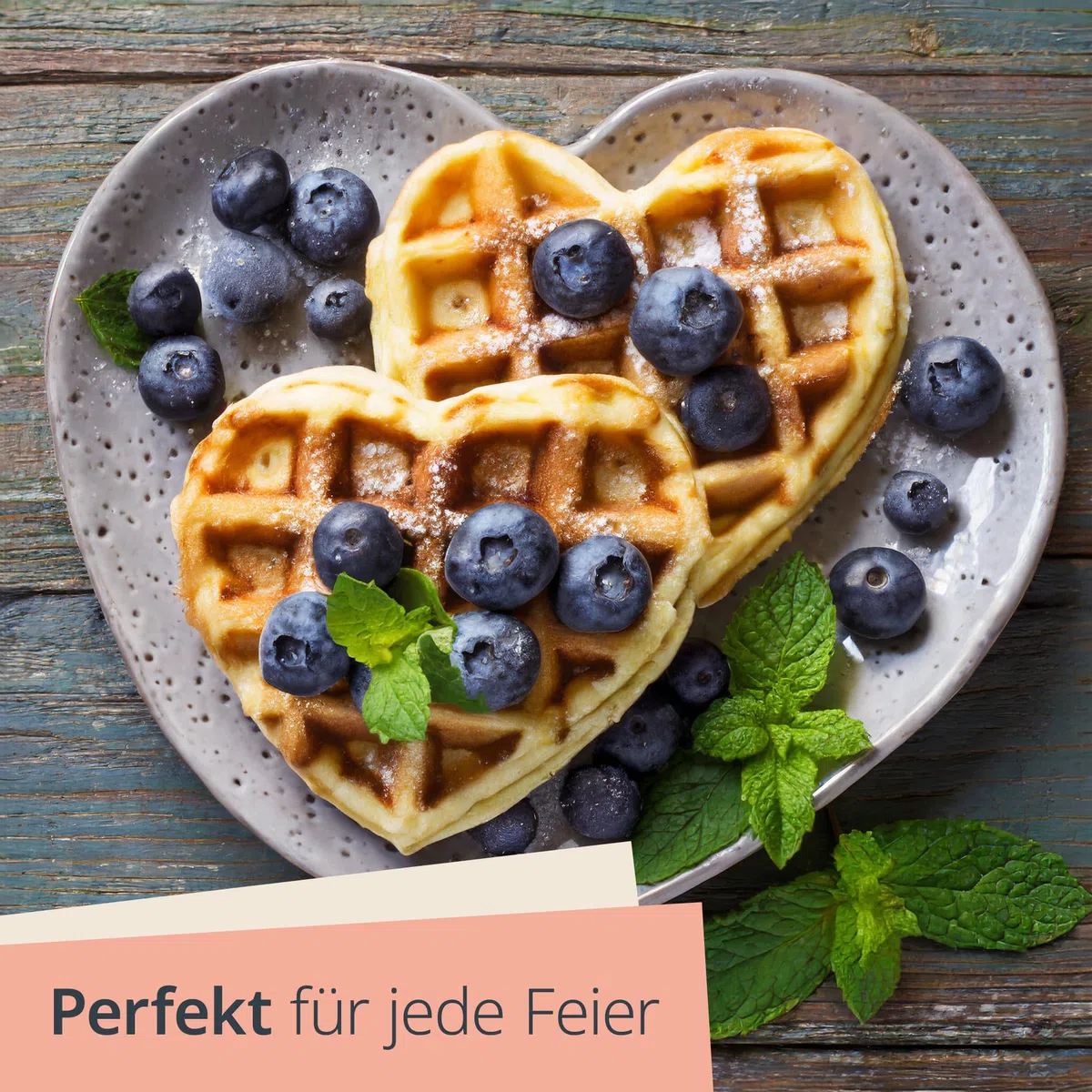 ADE Mini Waffeleisen Herzform | kleines Waffeleisen für 1 Person | Antihaftbeschichtung | 550 Watt | ideal für Geburtstag & Frühstück | rot