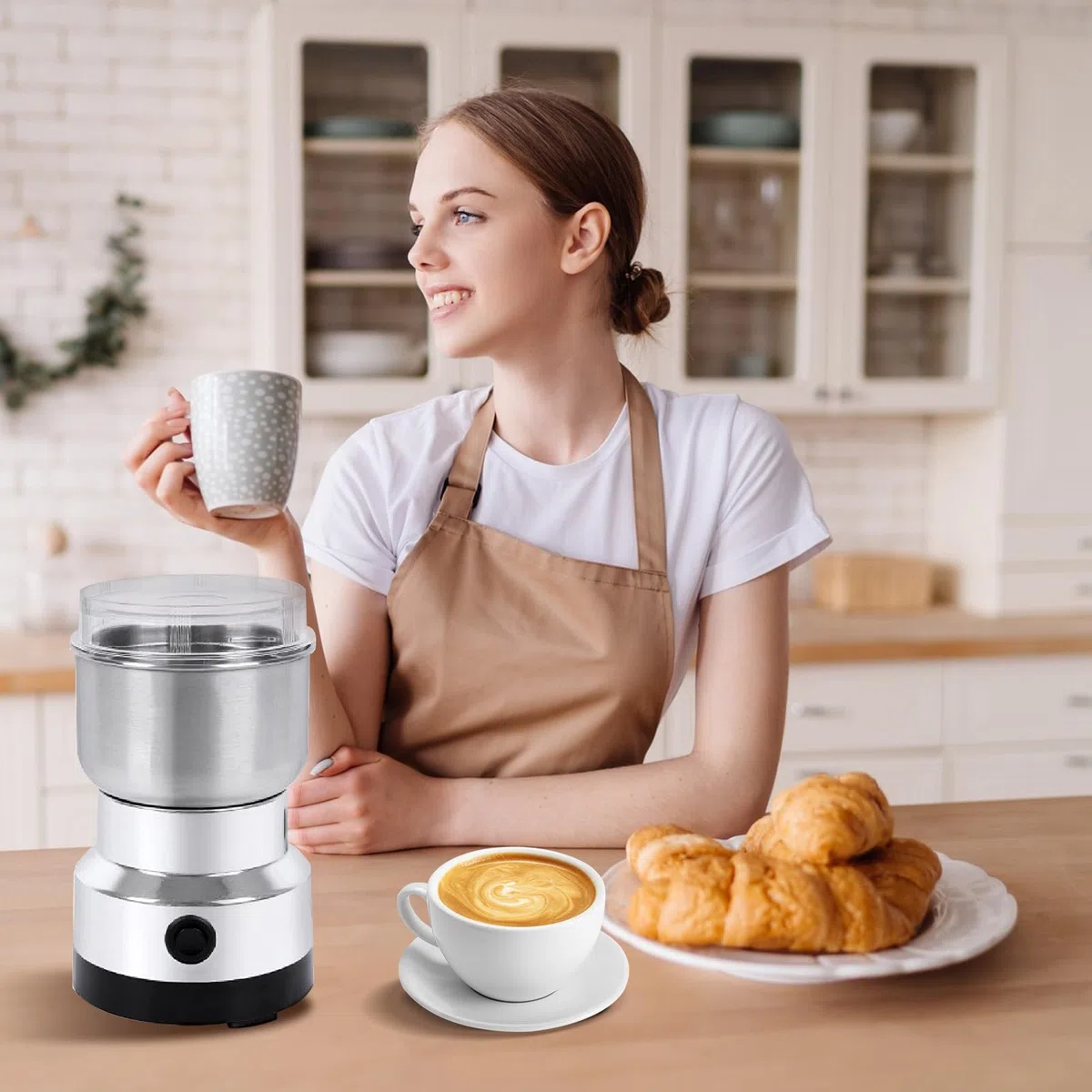Elektrische Getreidemühle Gewürz Superfine Mühle Smash Maschine Elektrische Mühle Mini Mühle Trichter Küchenmaschine für Getreidenüsse Würzen Kaffeebohnen Getreide Reis 300g