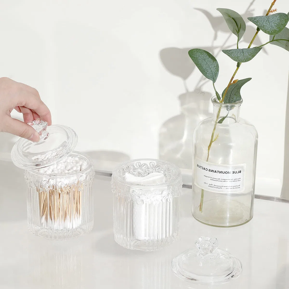 rejomiik Qtip Apothekergläser aus Glas mit Deckel, Badezimmer-Zubehör, Kosmetik-Organizer und Make-up-Aufbewahrungsbehälter für Wattestäbchen, Bälle, Pads, Zahnseide-Picker, Süßigkeiten, transparent