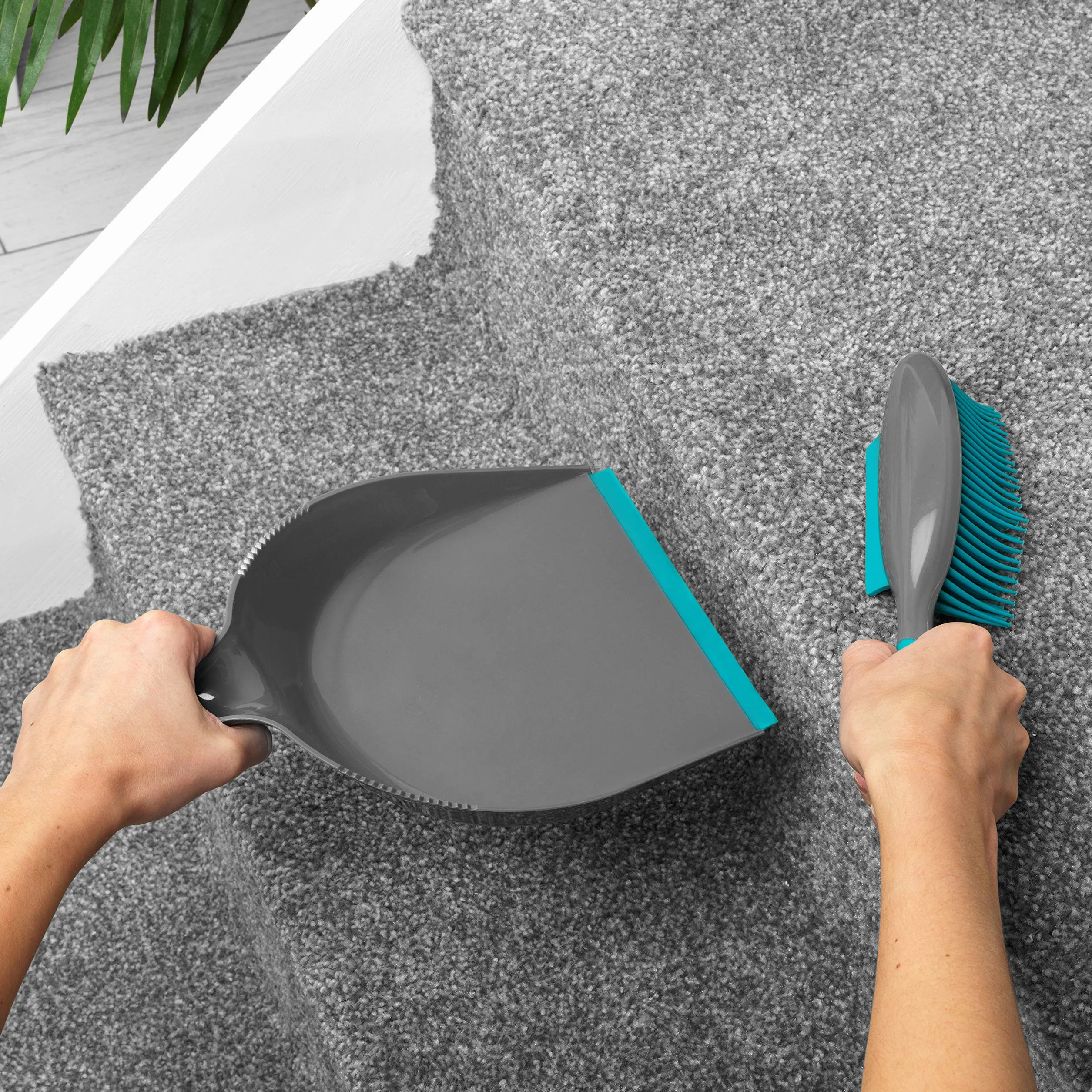 Beldray Pet Plus+ Besen und Kehrschaufel-Set, Kehrgarnitur, Set aus Handfeger & Kehrblech, Schaufel und Besen-Set - Erfassen mühelos Staub, Tierhaare & Schmutz, für Haus, Büro & Flurreinigung