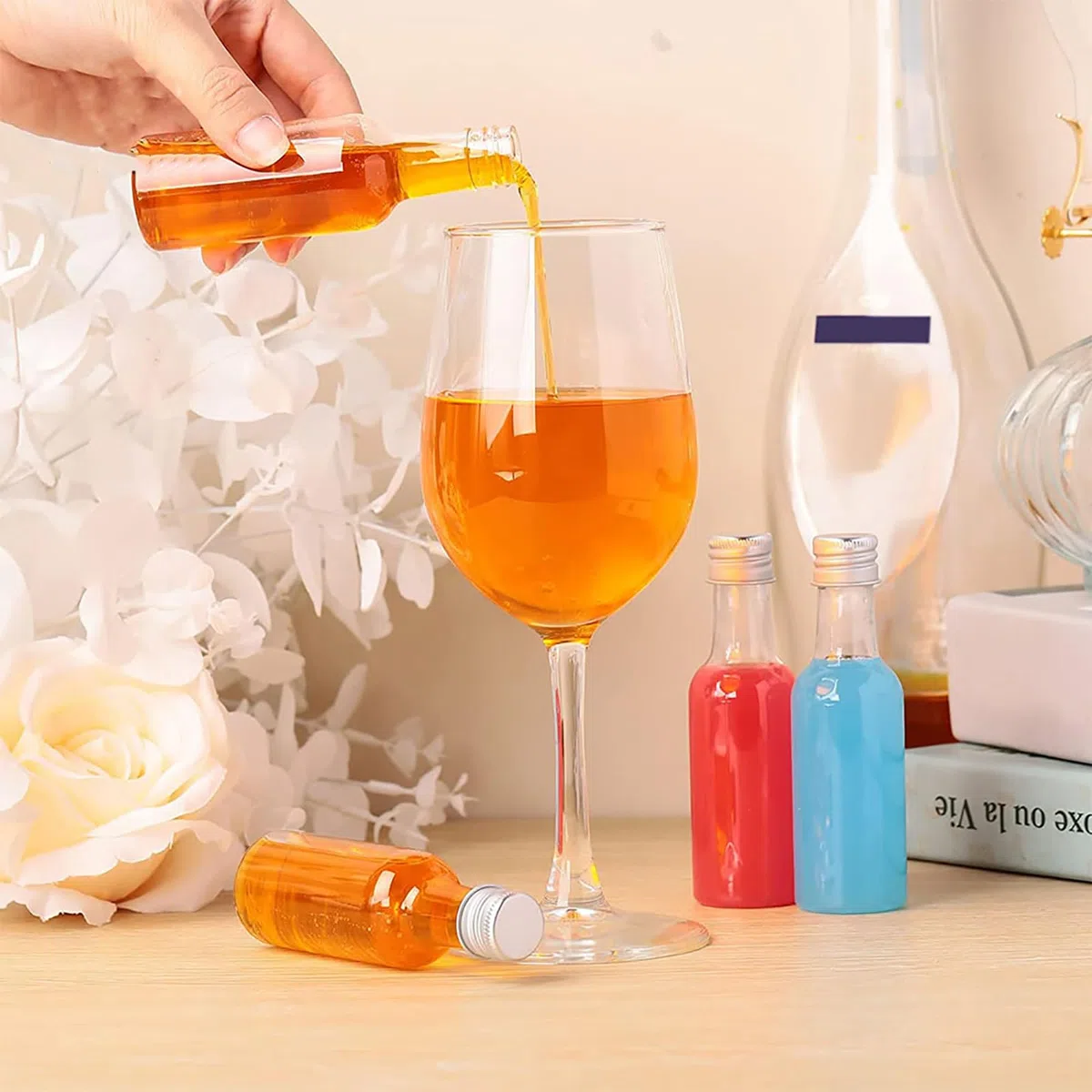 DAJAVE Kleine Flaschen zum Befüllen 60ml, Mini Fläschchen Plastik Shot Flaschen mit Trichter und Schraubverschluss