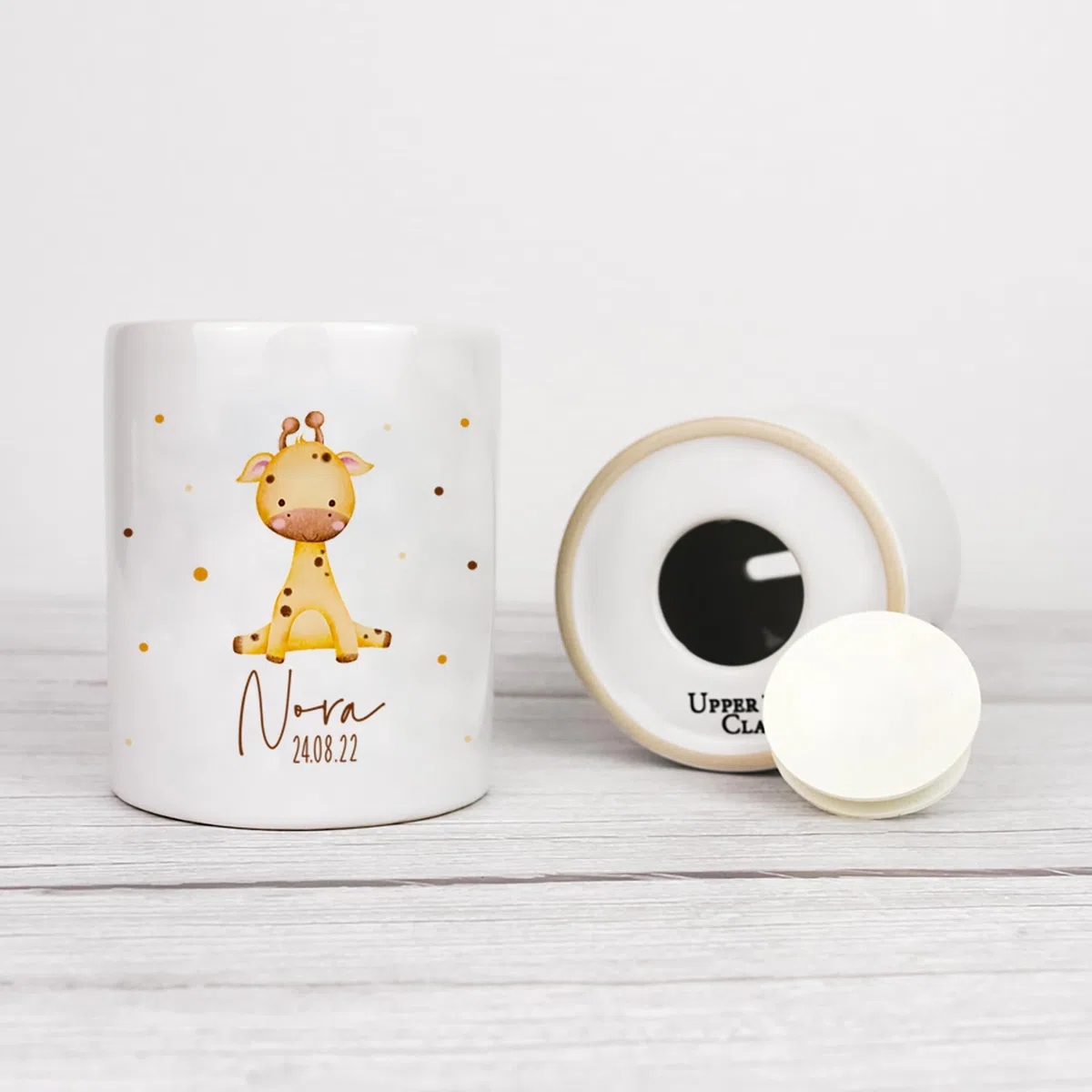 VERSCHENKICH Spardose für Kinder personalisiert - Geschenk zum Geburtstag, Weihnachten, Geburt - Spardose für Kinder mit Tiermotiv & eigenem Namen für Jungen & Mädchen (Spardose Giraffe)