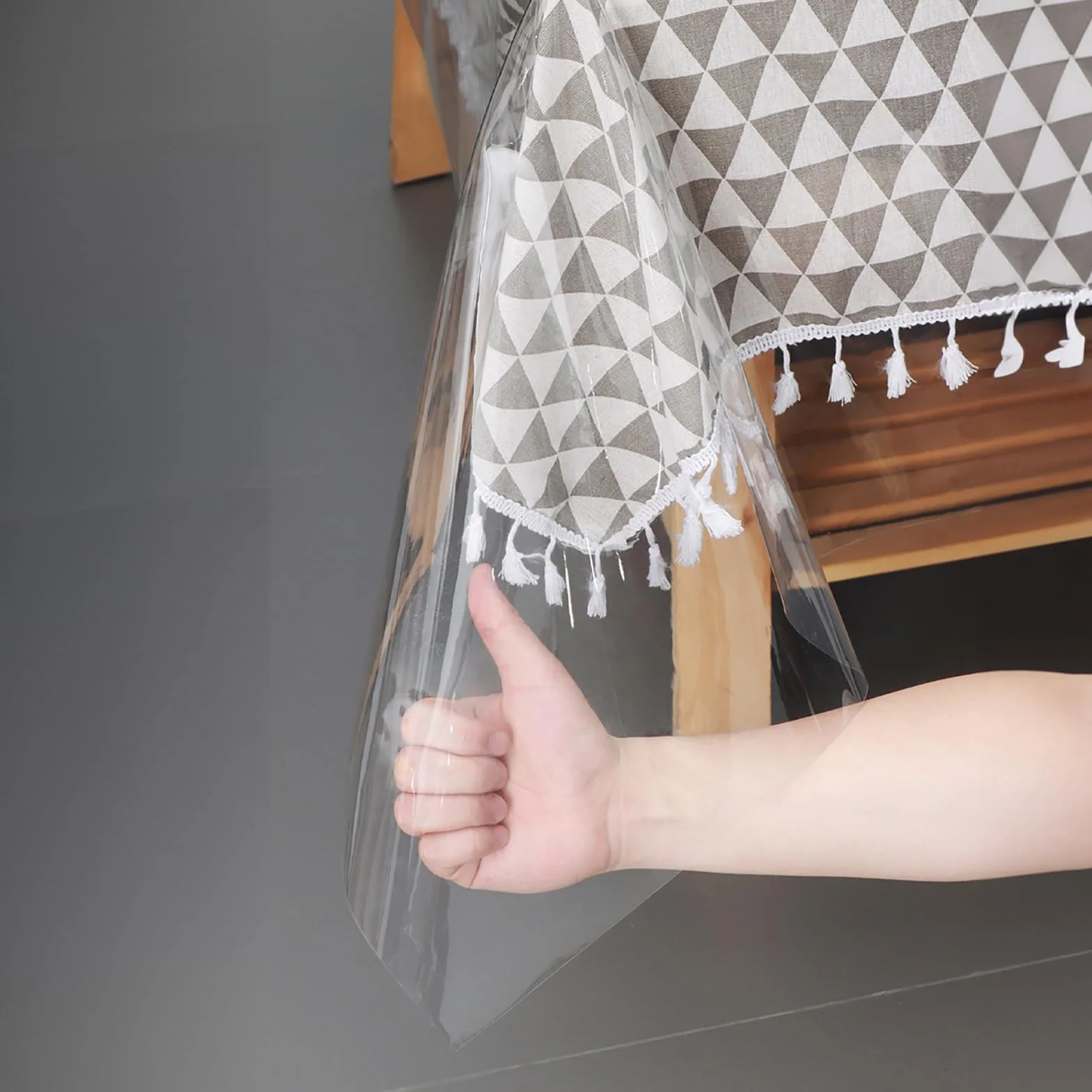 Durchsichtige Tischdecke Abwaschbar, 160cm Rund Tischfolie Durchsichtig PVC 0.13mm Stark Tischdecke Transparent Plastik Klarsichtfolie Wasserdicht Fettdicht Tischschutzfolie für Hochzeiten