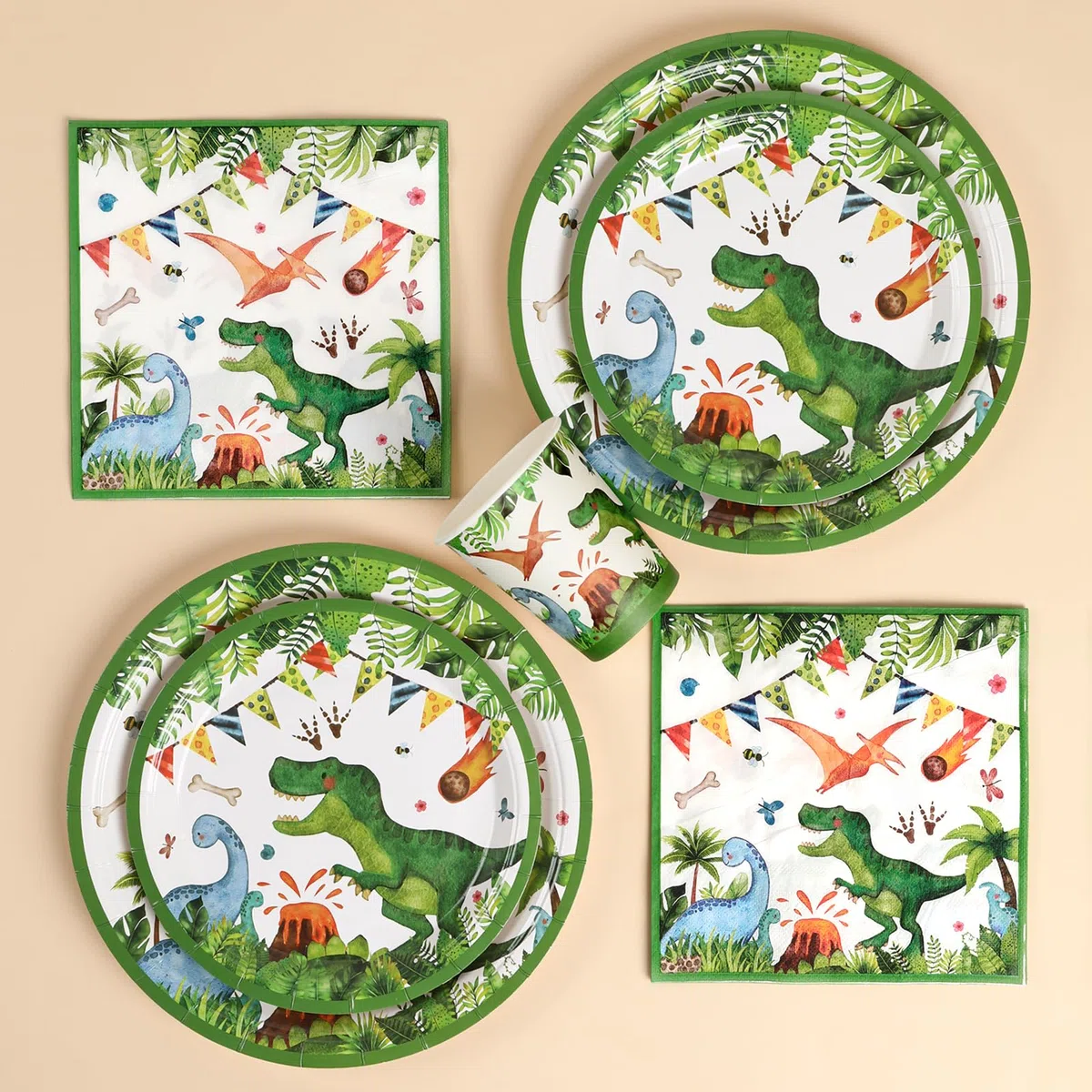 Dino Partygeschirr Set - 96 Stück dino geburtstag deko, Dinosaurier Partyteller Geburtstaggeschirr, Dinosaurier Einweggeschirr mit Pappteller Servietten Becher für kindergeburtstag deko Junge 24 Gäste