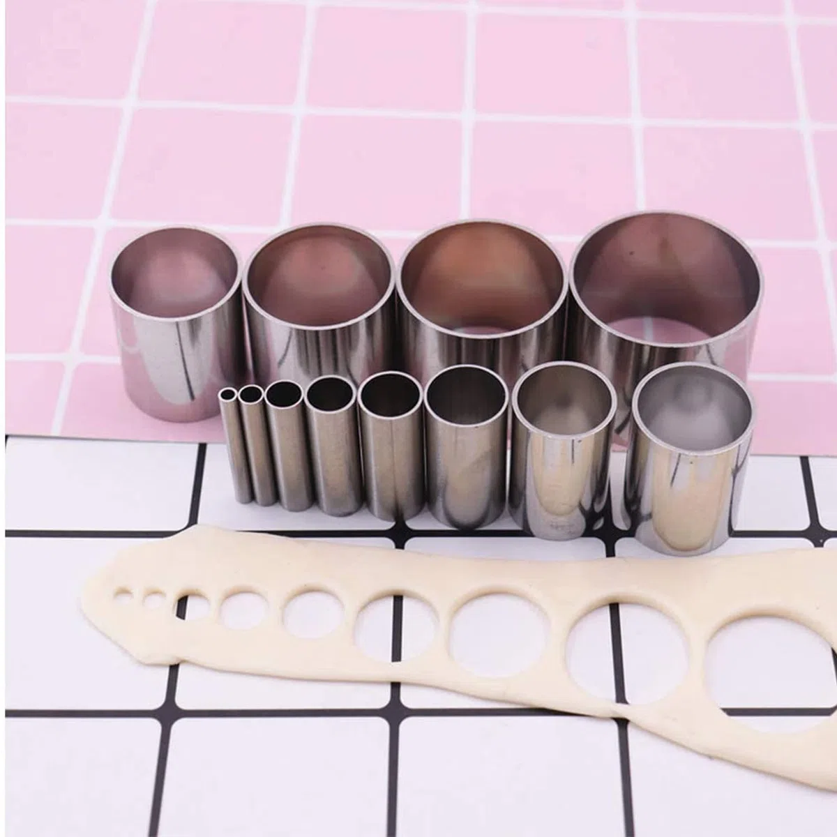 Polymer Clay Tools Set, Acryl Tonrollen, Acrylplatte, Schneidematte, Runde Polymer Clay Ausstecher mit Clay Slicer Blade für Töpferei und Bildhauerei, 43 Stück