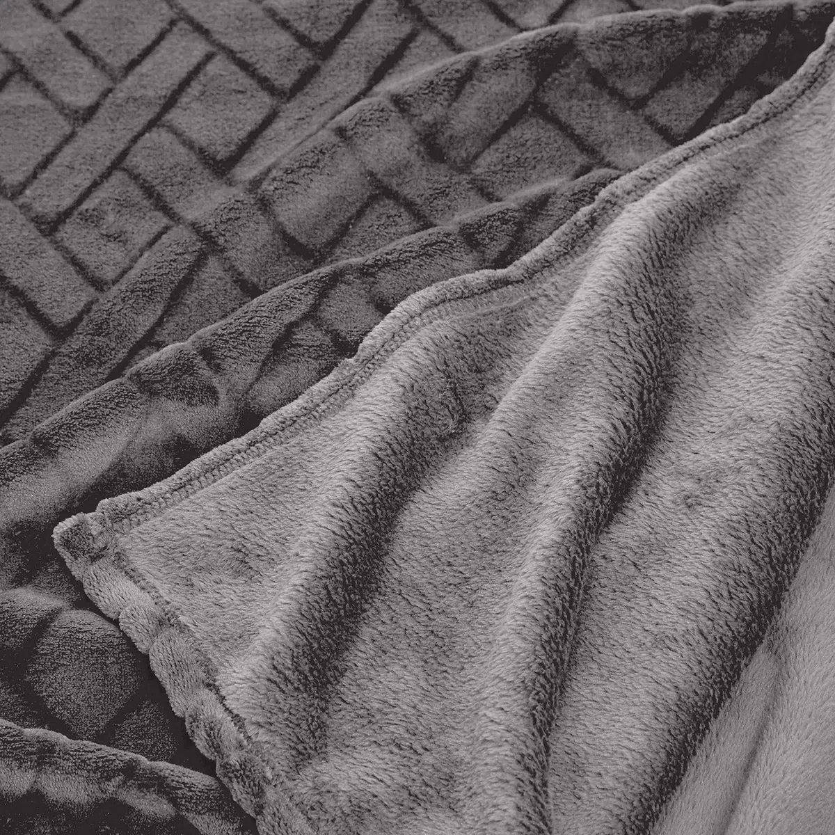Amazon Basics Fleece-Überwurf Kuscheldecke, geprägt – Grau, 150 x 200 cm