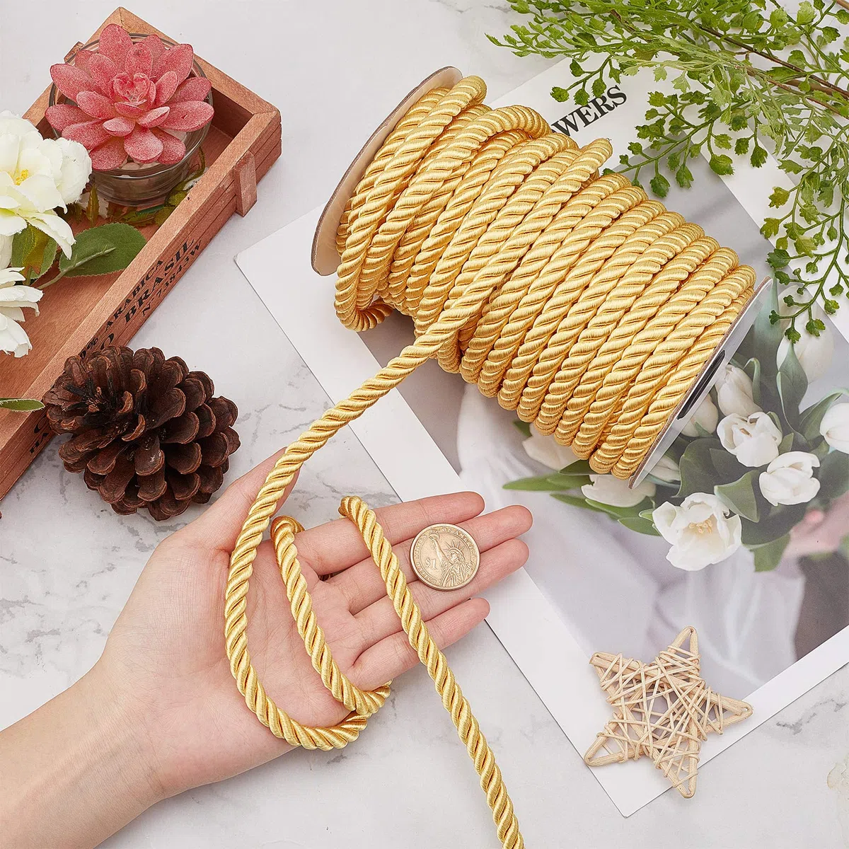 PandaHall 20m 8mm Cord Trim Gold Dekoratives Seil Atlaskordel Atlasschnur Kordelschnur Für Vorhang Raffhalter, Polster, Ehrenschnur, Weihnachtsgirlande, Handtaschen Griffe