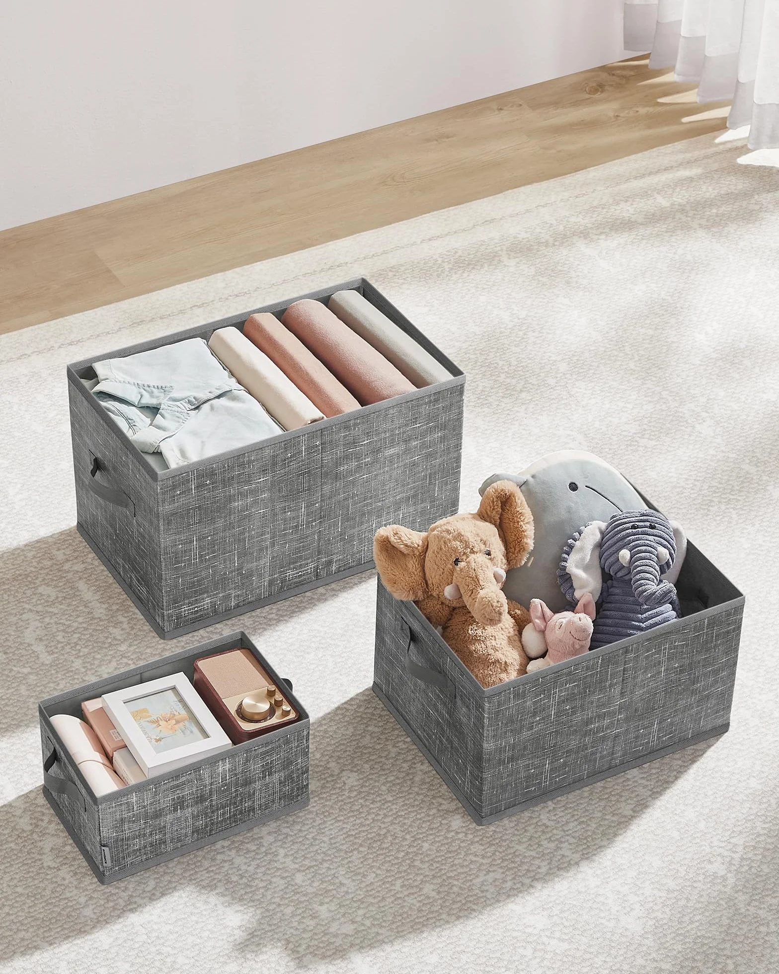 SONGMICS Aufbewahrungsbox 3er Set, zusammenklappbar, Stoffboxen aufbewahren, 30 x 20 x 15 cm, für Kleiderschrank, 2 Griffe, Etikette, für Schlafzimmer Wohnzimmer, schilfgrau ROB415G01