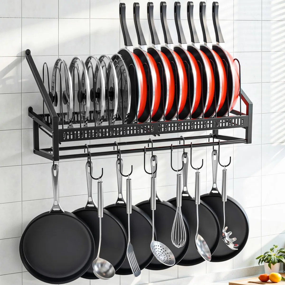 Housolution Pfannenhalter Wand, 63cm Robuster Topfdeckel Organizer Topfdeckelhalter mit 14 Verstellbare Fächer, Pfannen Halterung Deckelhalter Hängend mit 6 S-Haken & 6 Vertikale Haken