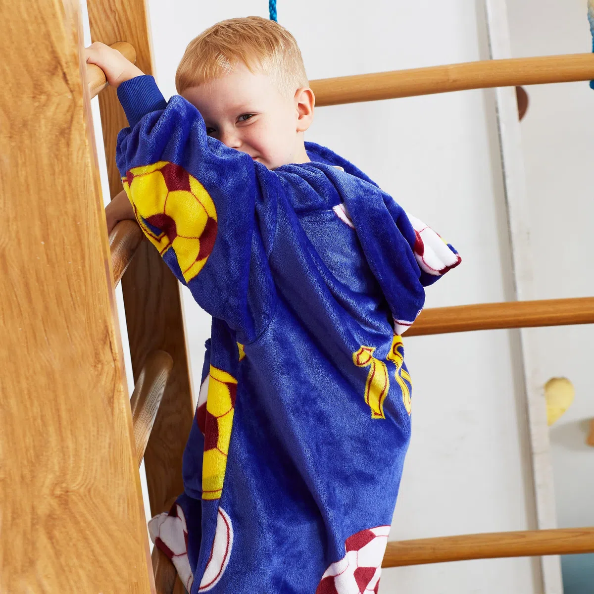 Catalonia Classy Oversize Hoodie Decke Kinder mit Ärmeln, Warm Kuscheldecke Geschenk für 110-150cm Mädchen Jungen, Übergröße Fleece Kuschelpullover mit Kapuze Decke zum Anziehen, Schwarz