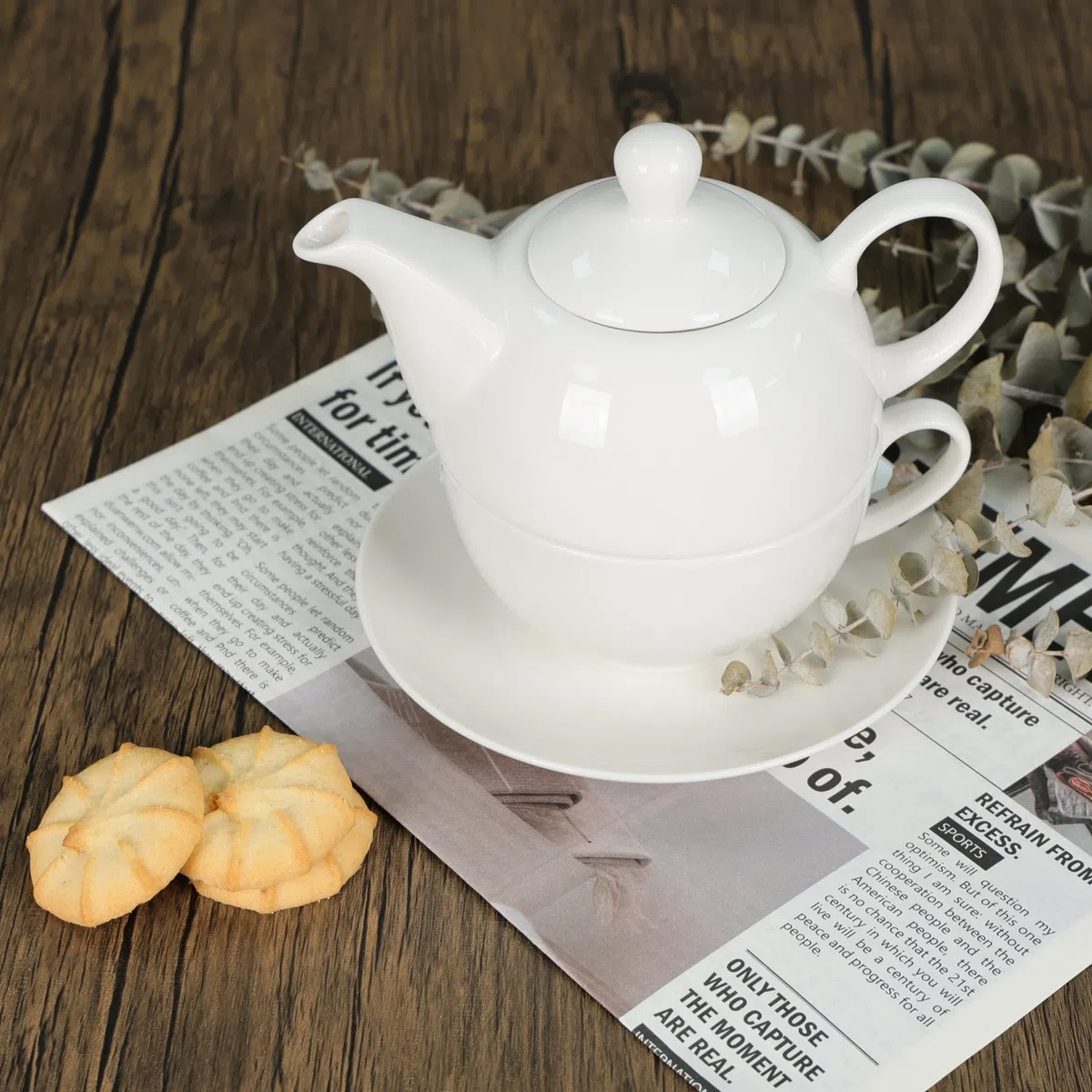 LIVELLO Tea for One Set Porzellan Weiß, Teekanne mit Tasse 3-teilig, Kanne 400 ml, Tasse 250 ml und Untertasse, stapelbares Teeservice, spülmaschinengeeignet, Geschenkidee